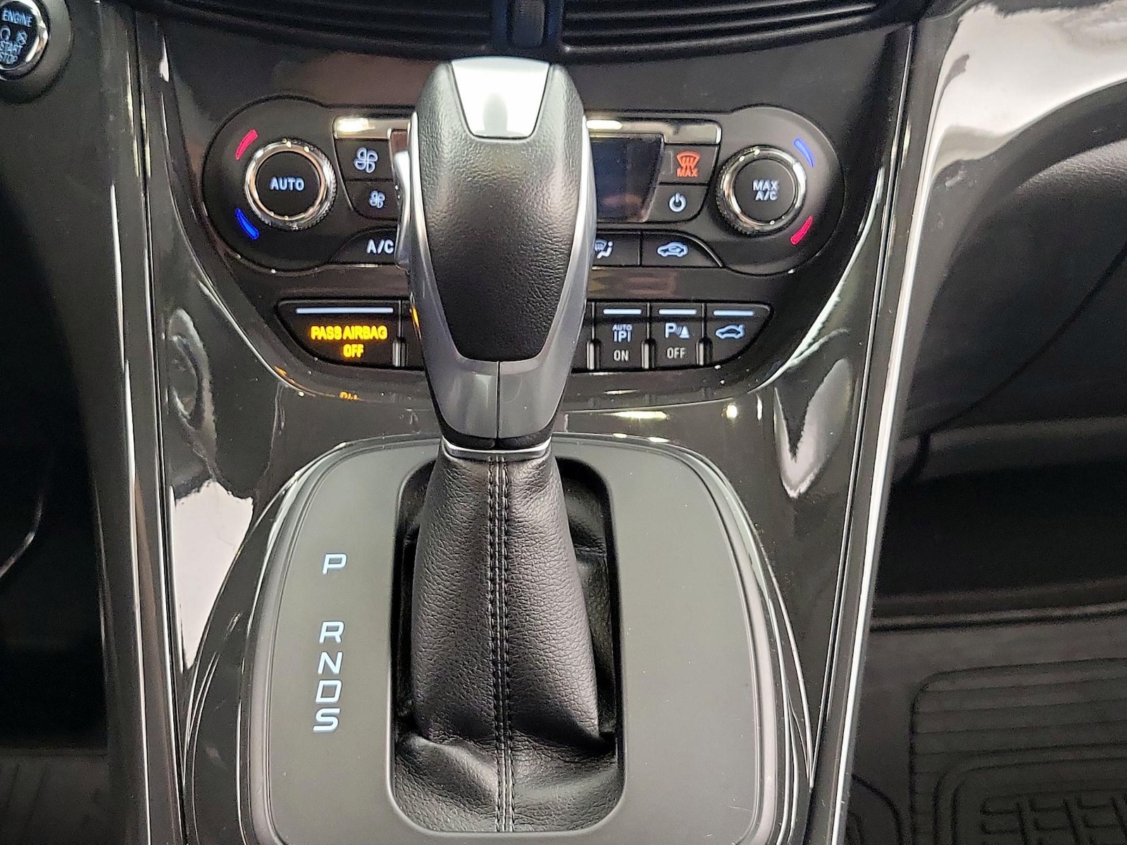 2015 Ford Escape Titanium - Photo 18