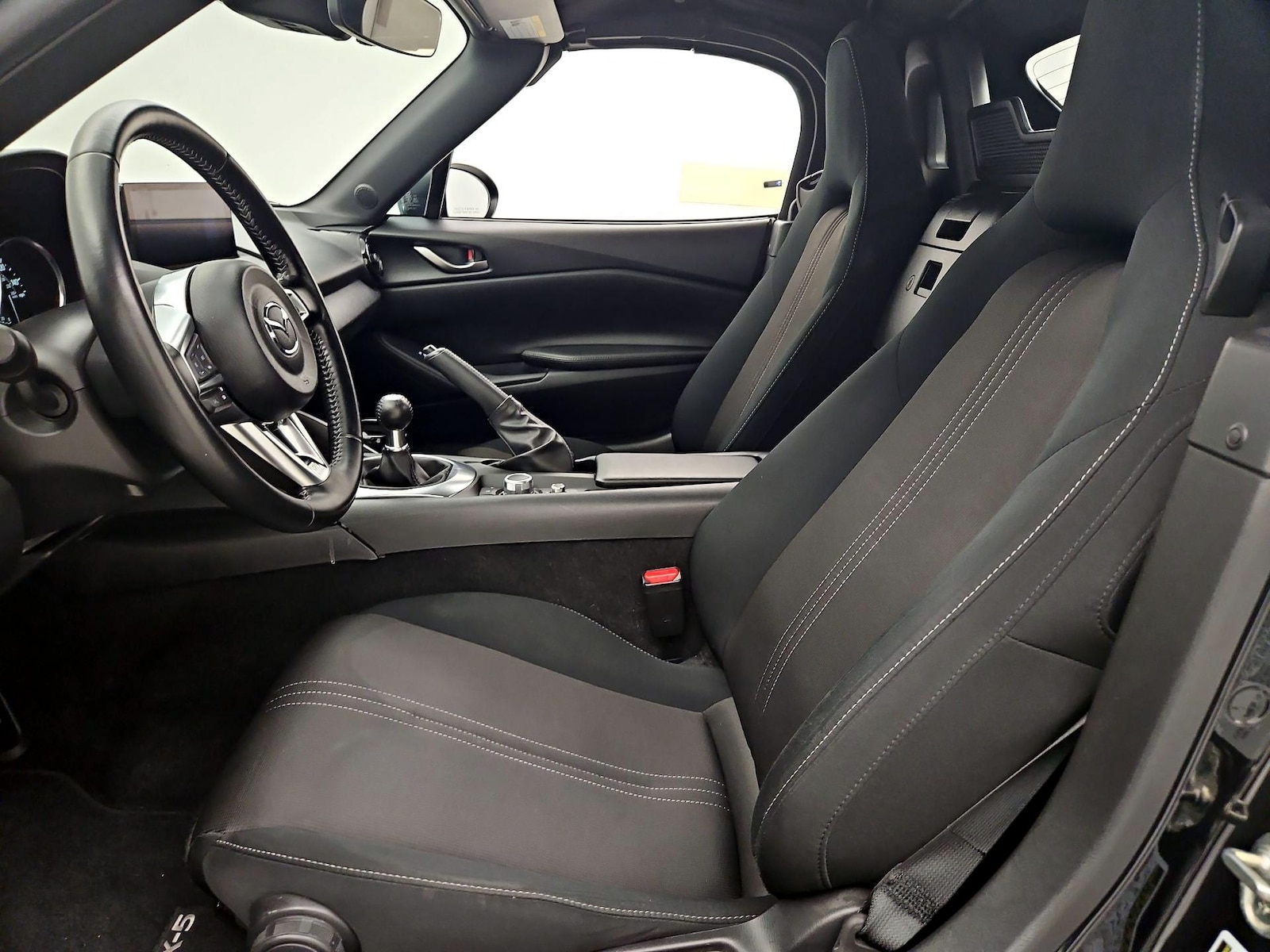 2024 Mazda MX-5 Miata Sport - Photo 12
