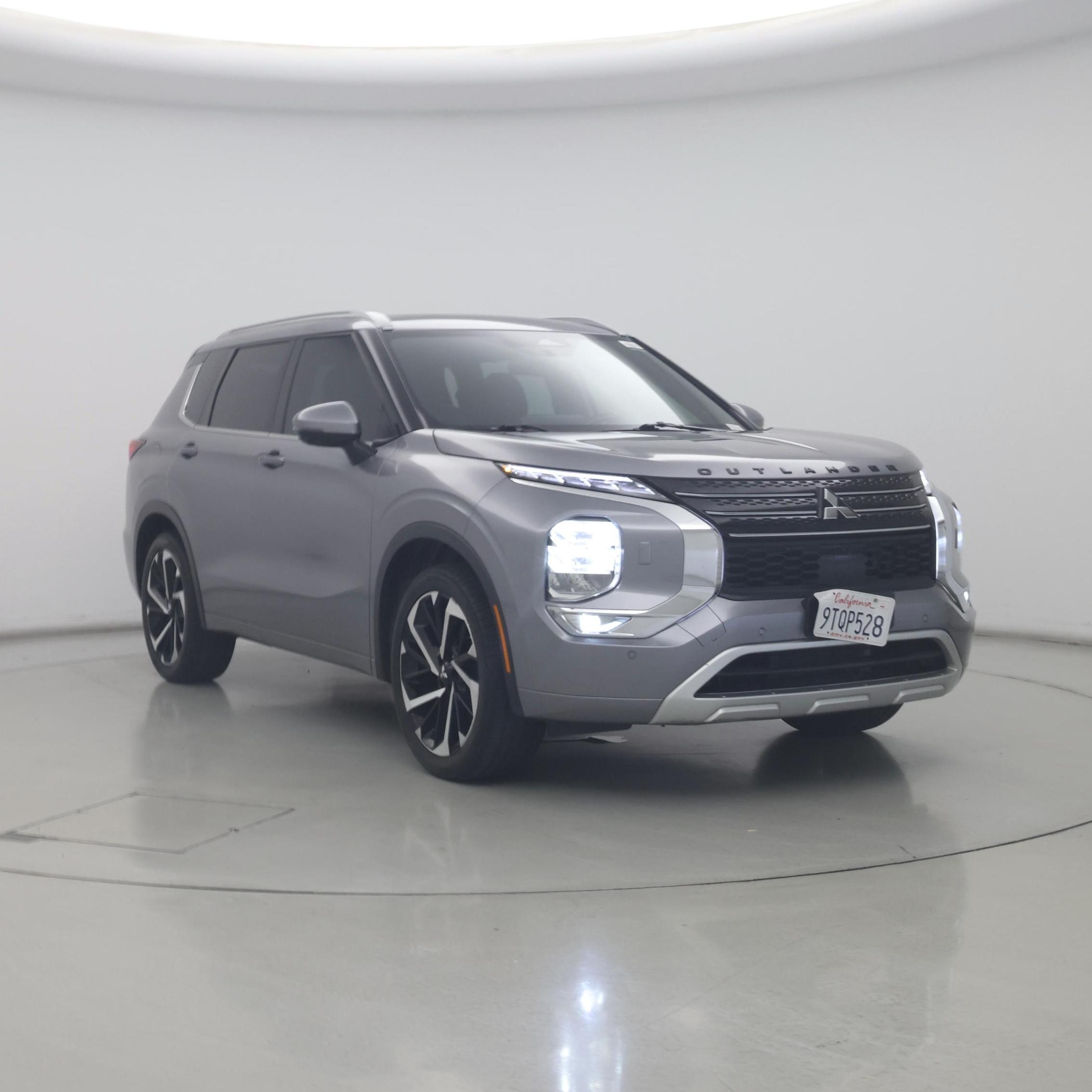 Gray 2022 Mitsubishi Outlander SUV / Crossover All-Wheel Drive Automatic