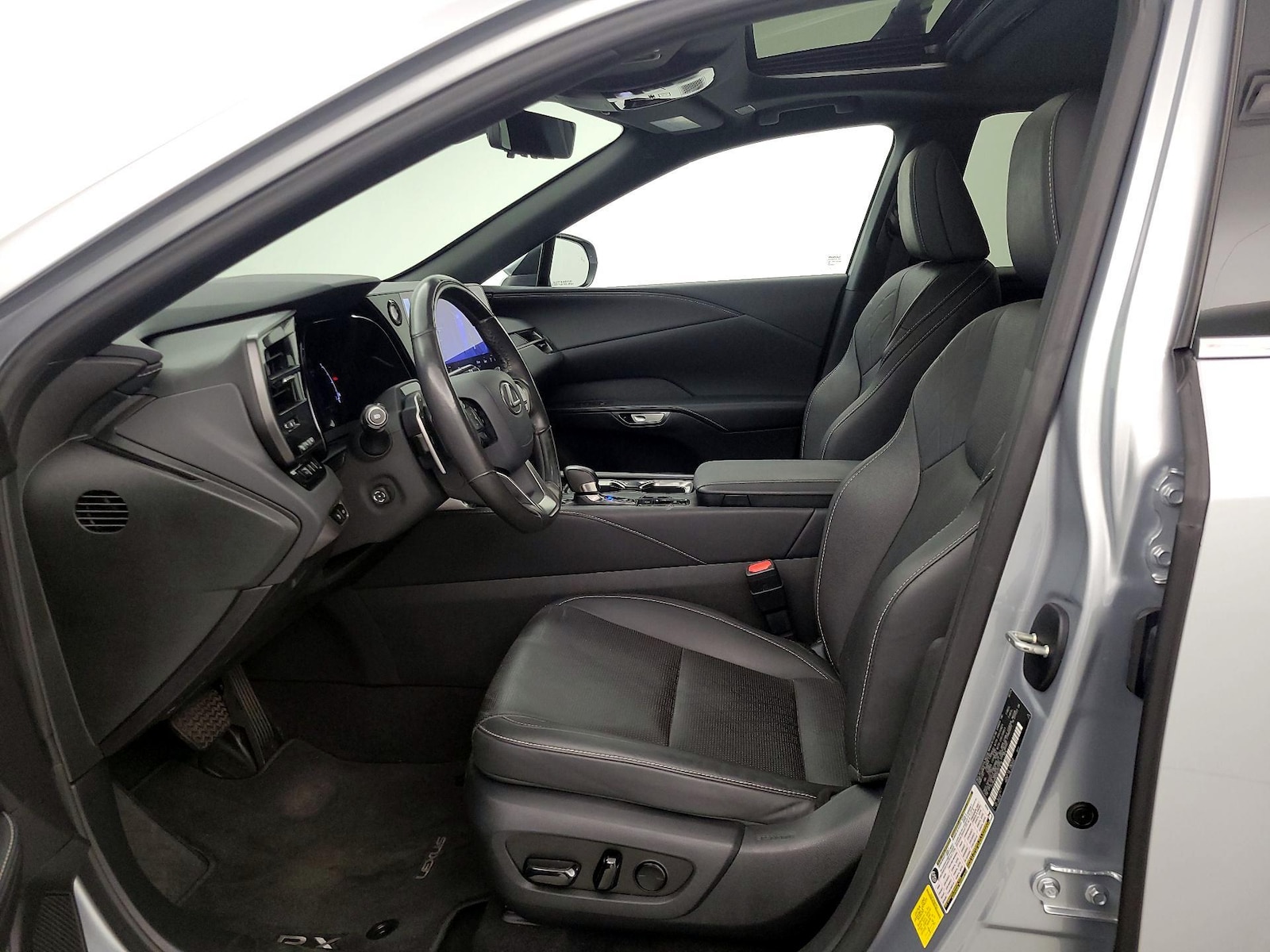 2024 Lexus RX 350 - Photo 12