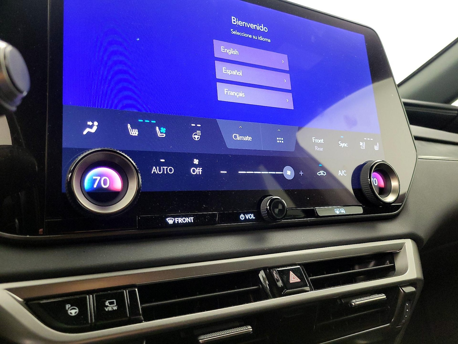 2024 Lexus RX 350 - Photo 17