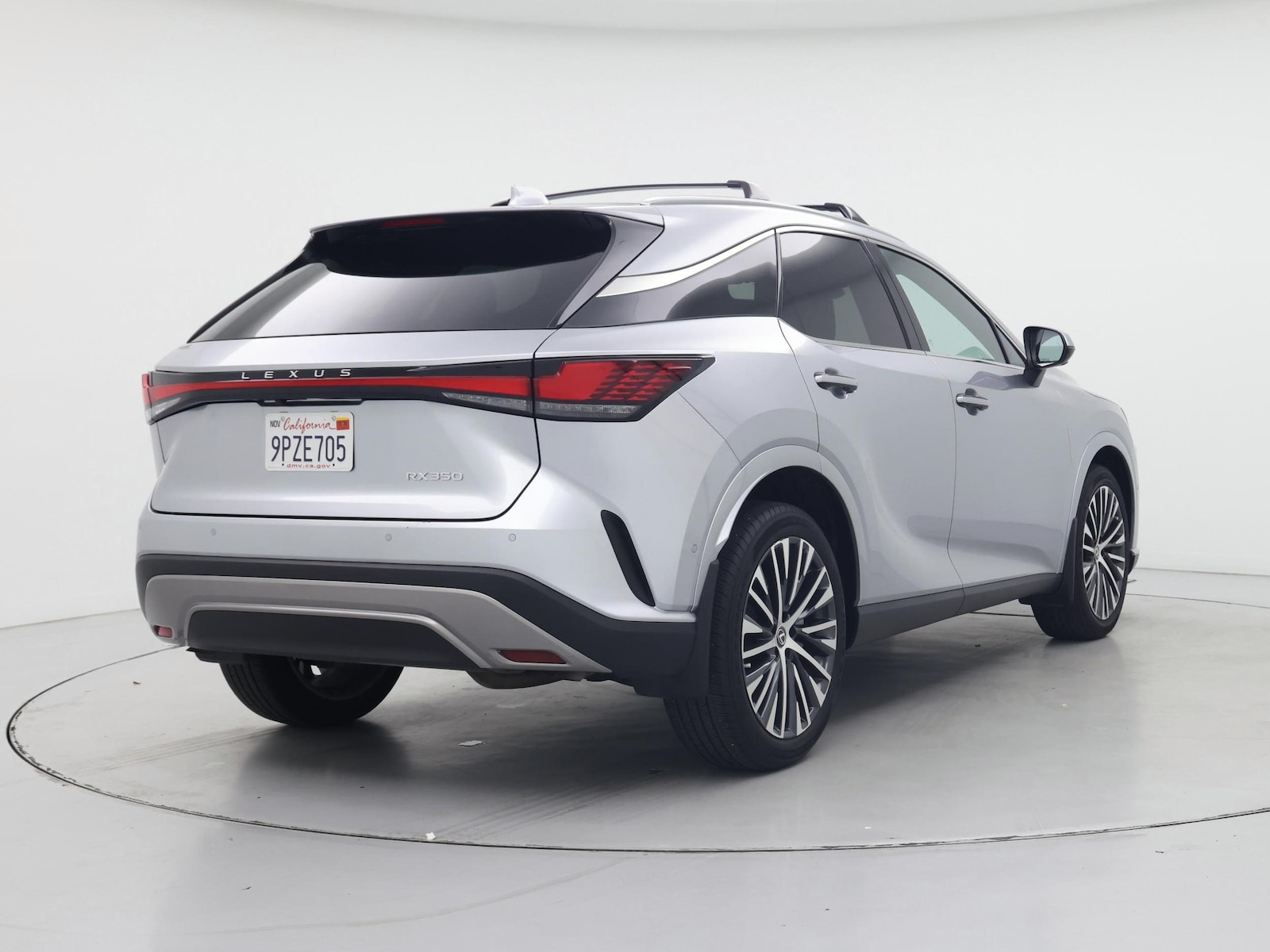 2024 Lexus RX 350 - Photo 9