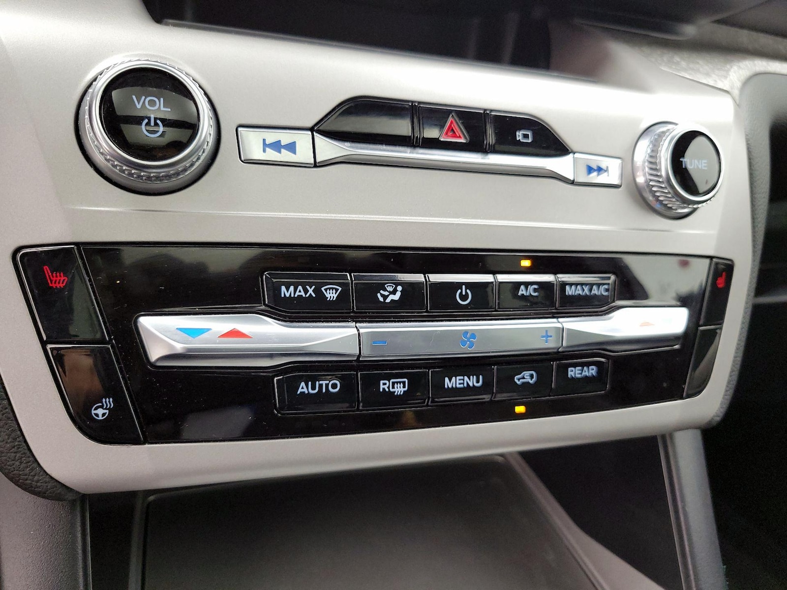 2023 Ford Explorer TIMBERLINE - Photo 18