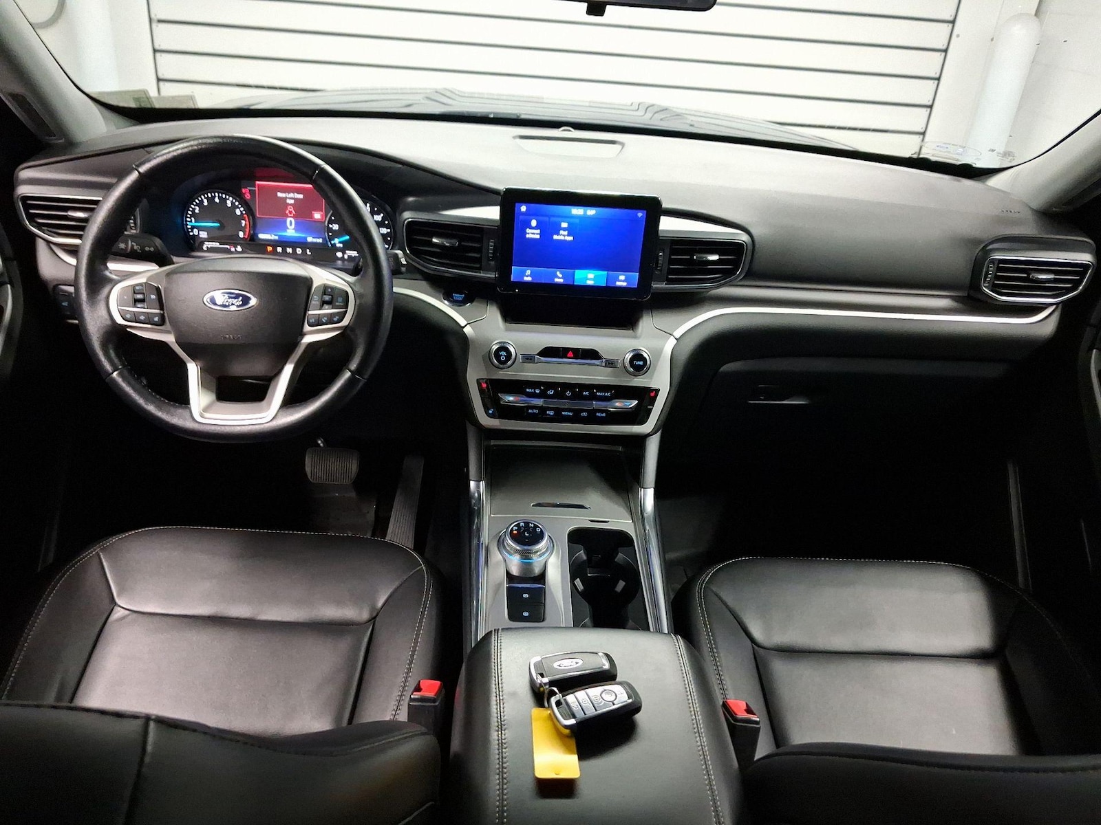 Apple CarPlay® & Android Auto™