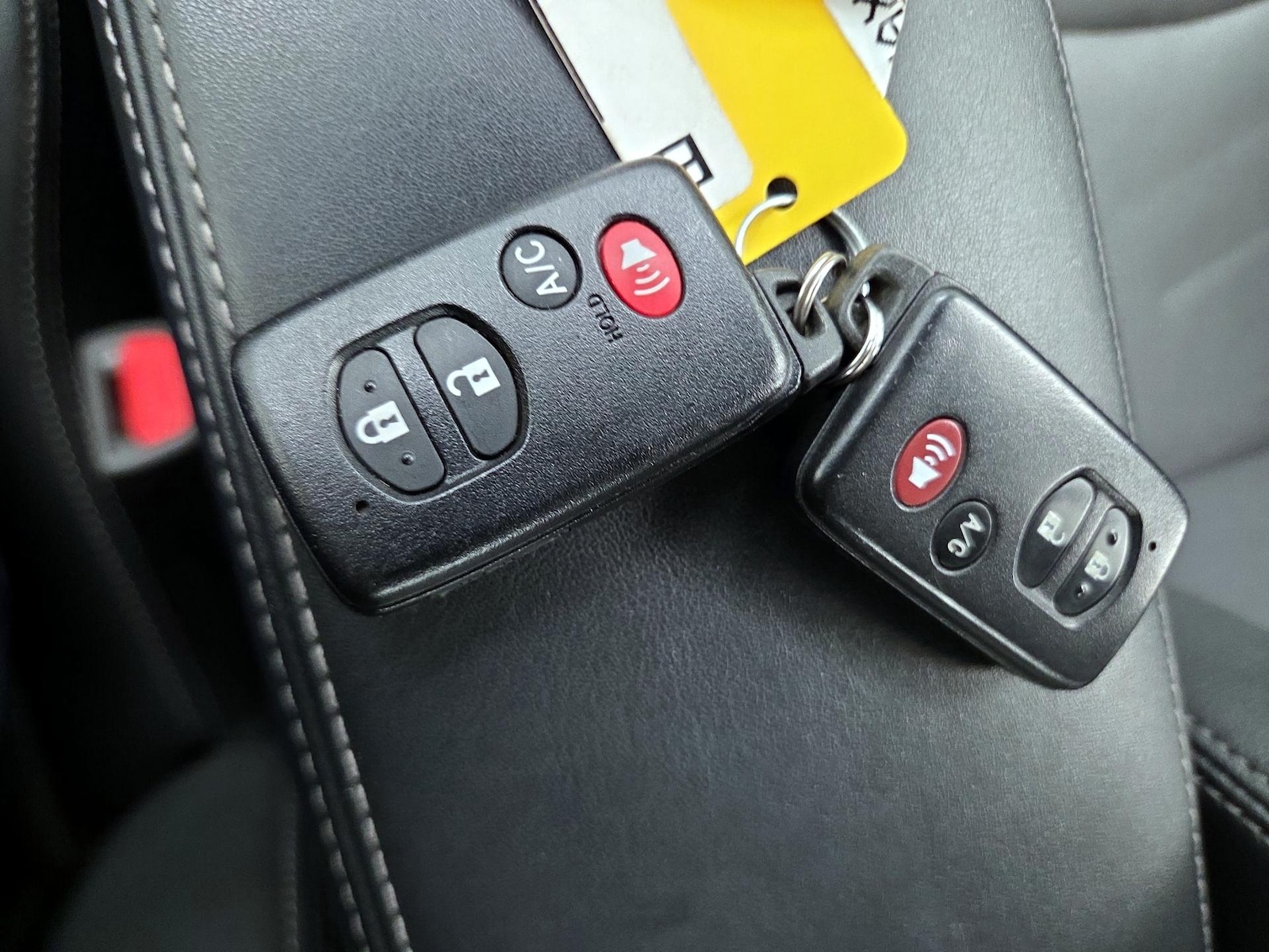 2015 Toyota Prius Four - Photo 25