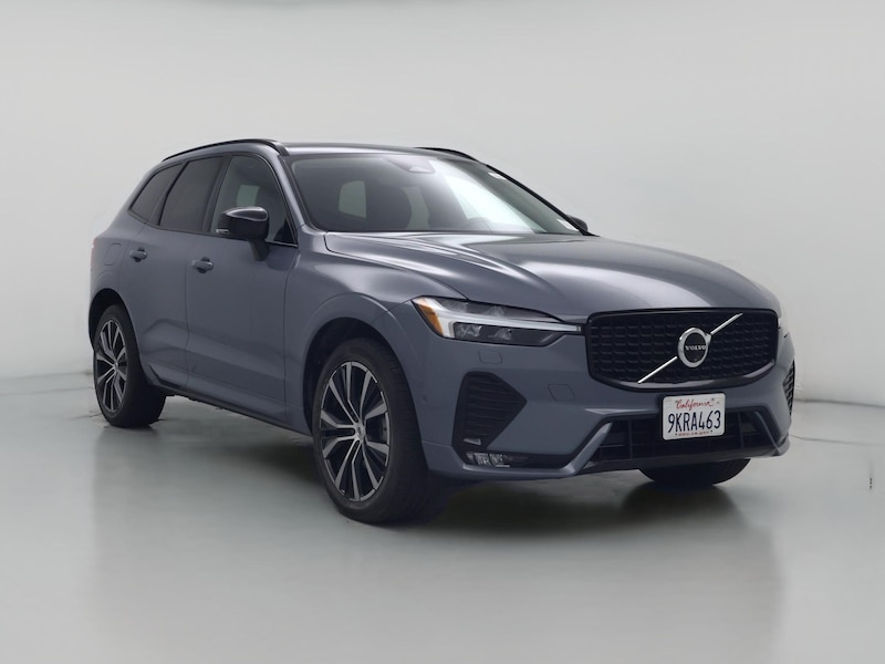 2024 Volvo XC60 B5 Plus Dark Theme