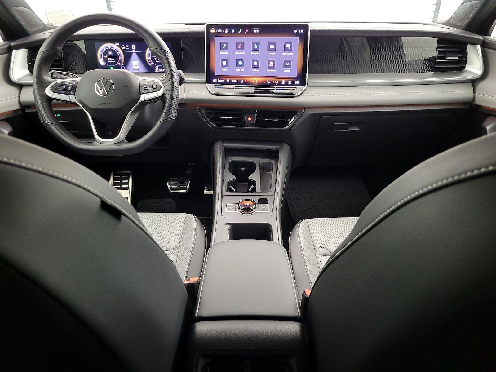 Apple CarPlay® & Android Auto™