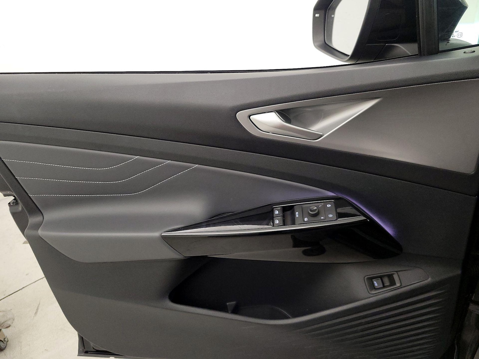 2023 Volkswagen ID.4 S - Photo 13