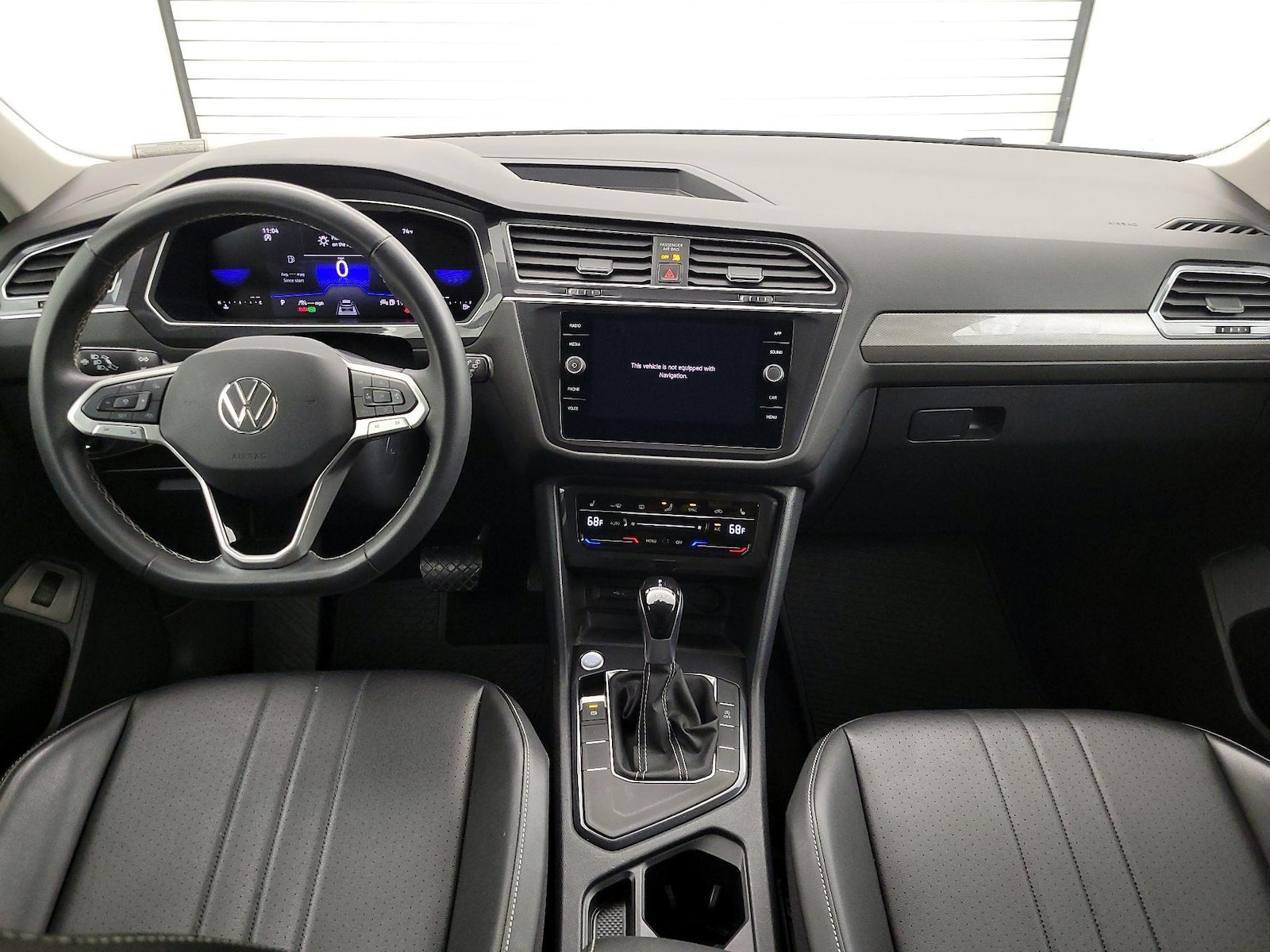 2024 Volkswagen Tiguan SE - Photo 10