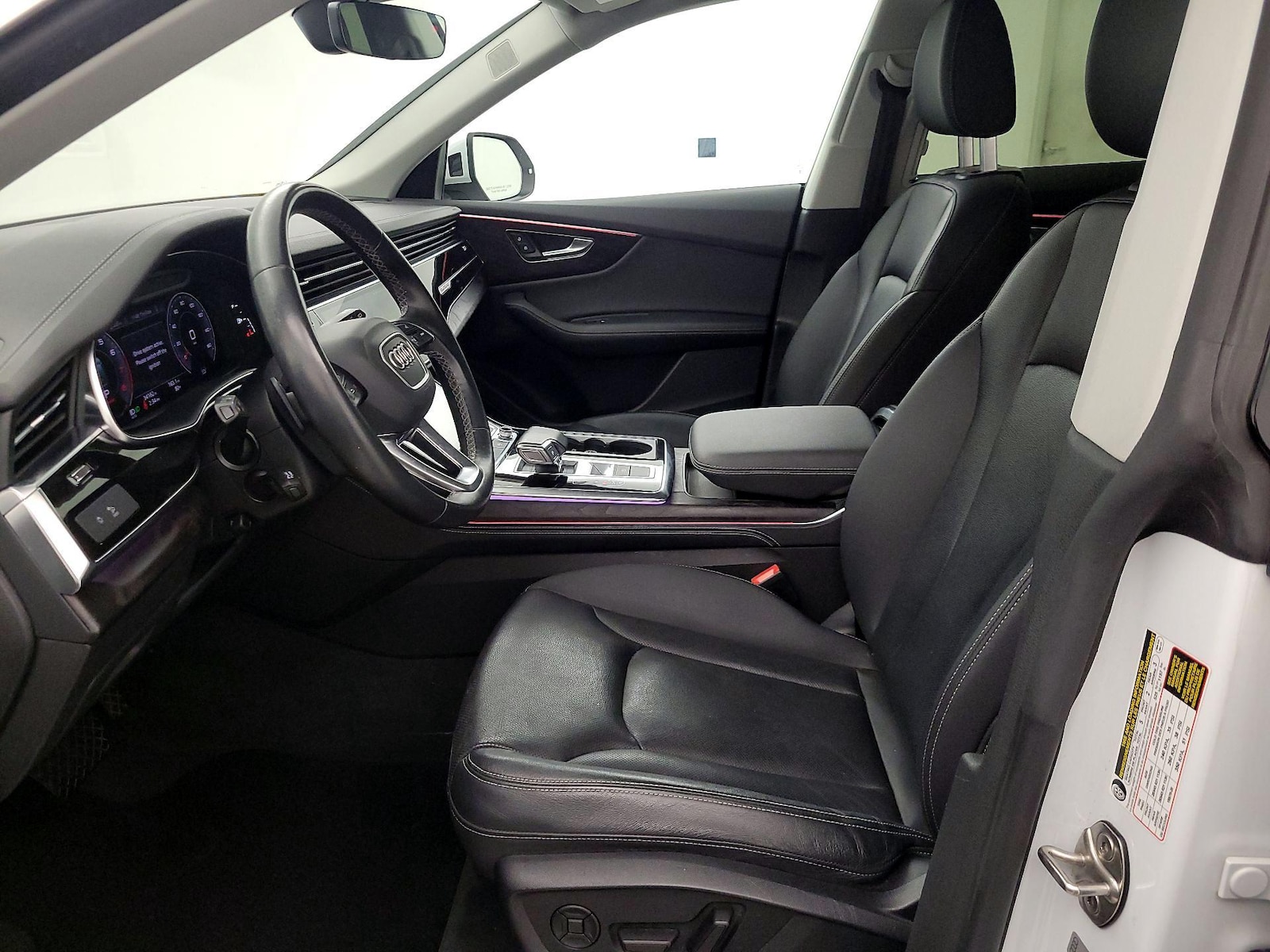 2023 Audi Q8 Premium Plus - Photo 12