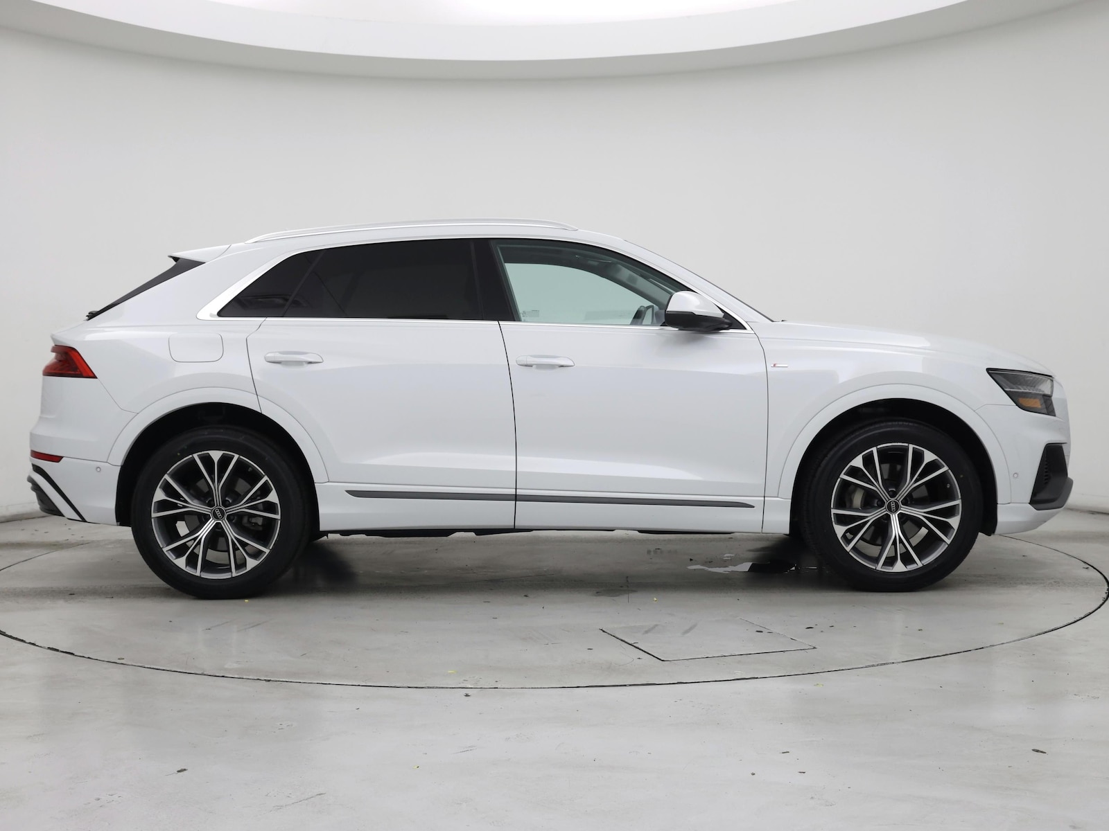 2023 Audi Q8 Premium Plus - Photo 8