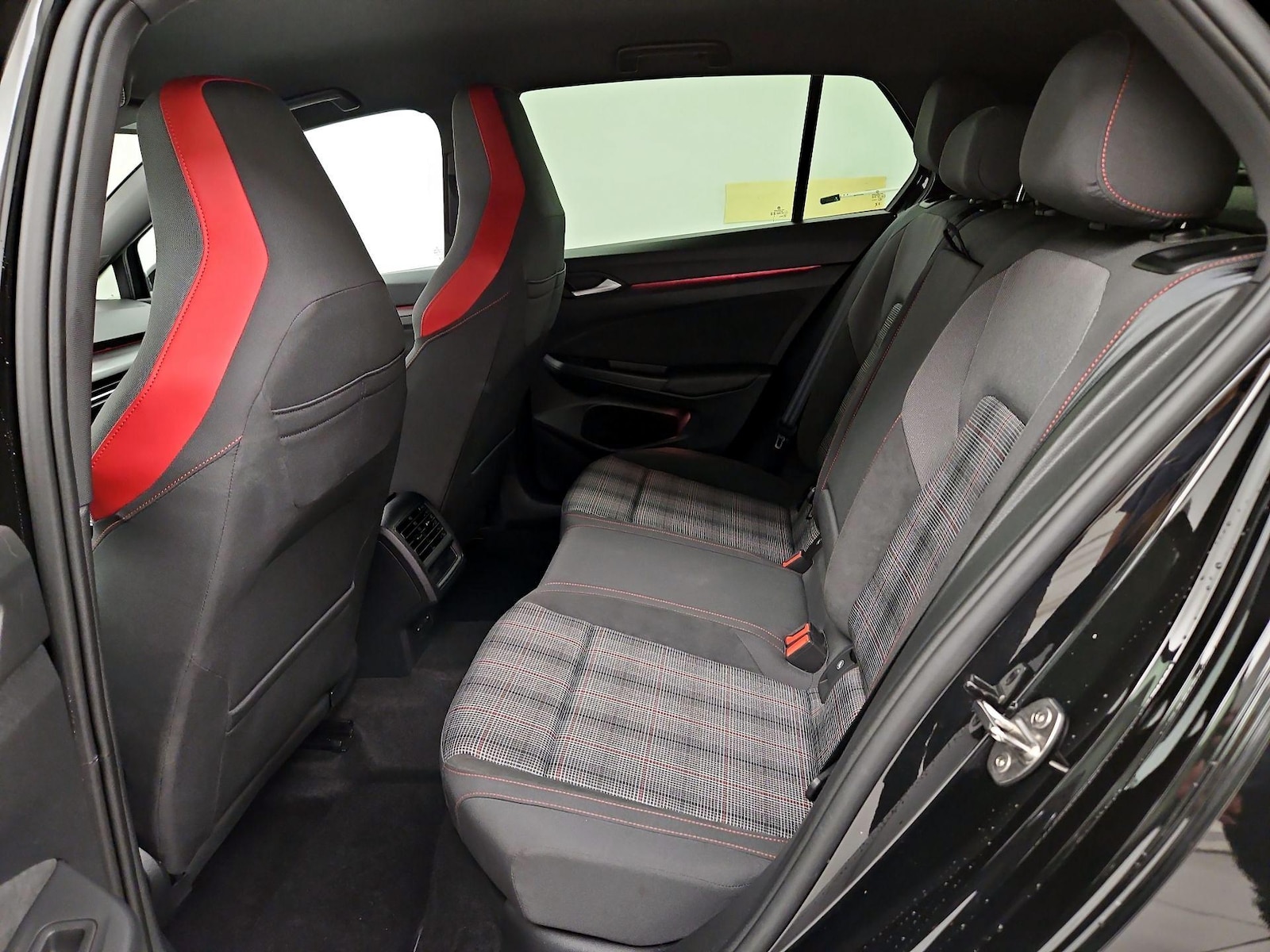 2024 Volkswagen Golf GTI S - Photo 20