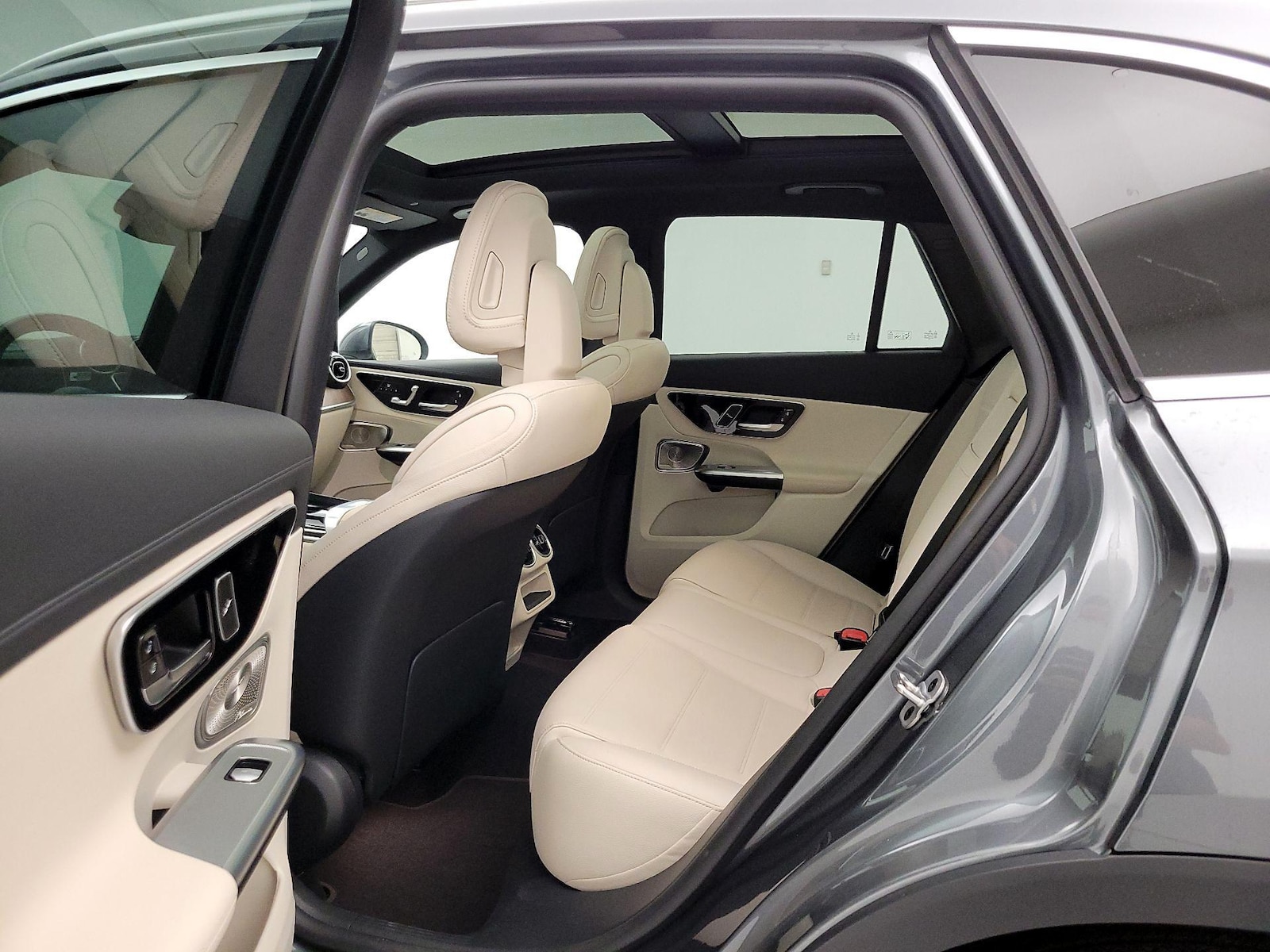 2023 Mercedes-Benz GLC GLC300 - Photo 21