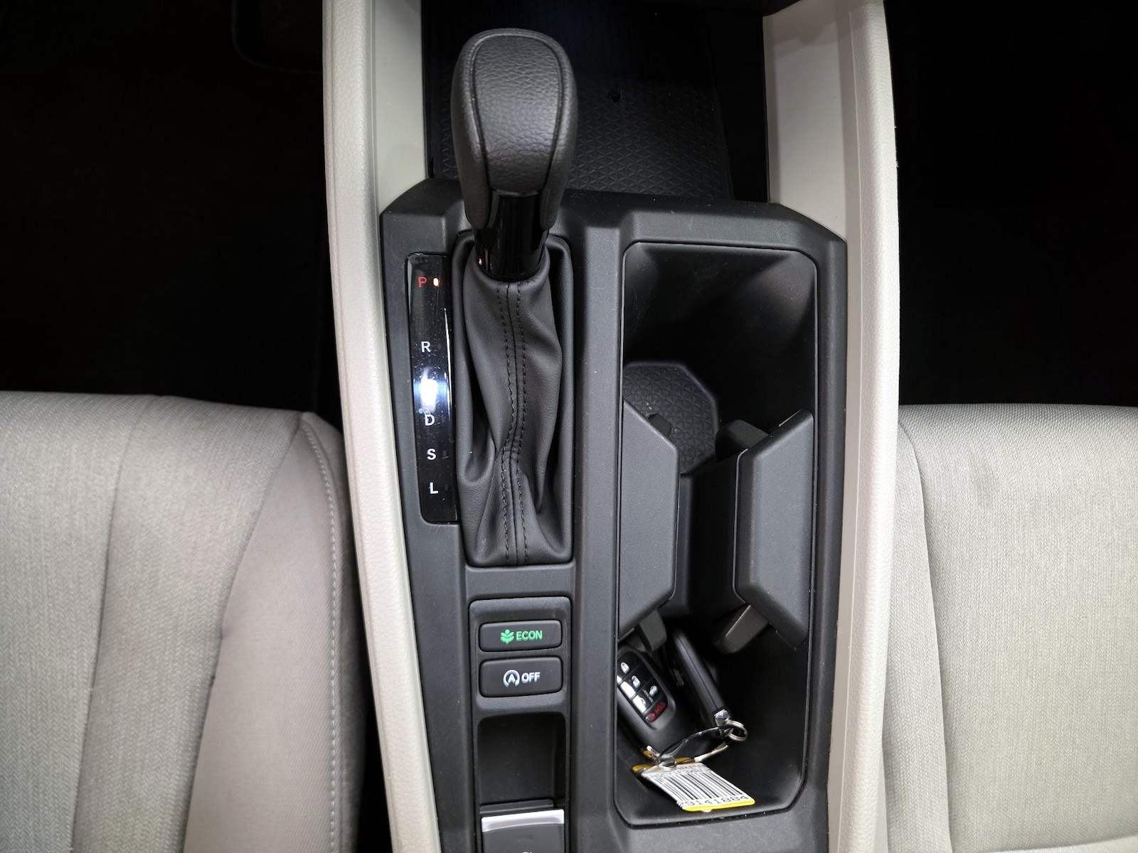 2024 Honda Accord EX - Photo 17