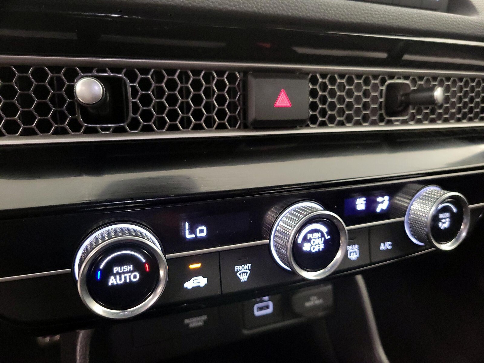 2024 Honda Civic Sport - Photo 16