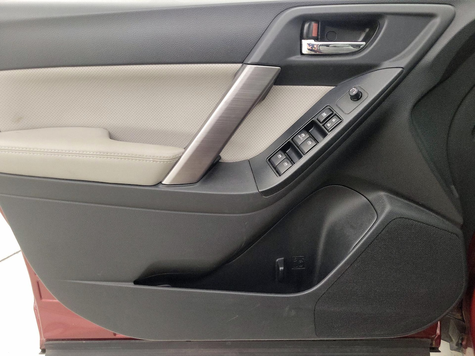 2016 Subaru Forester i Limited - Photo 13