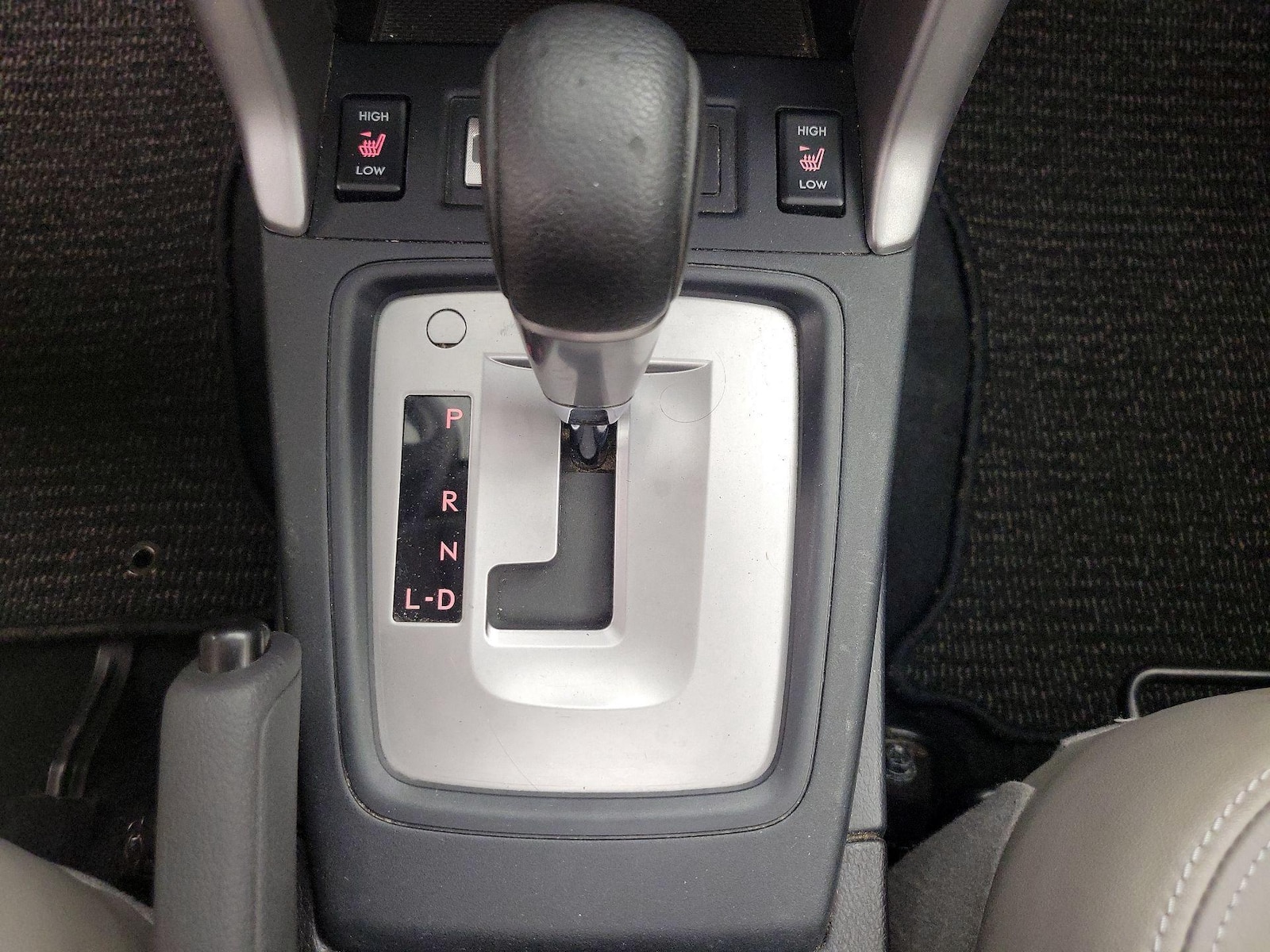 2016 Subaru Forester i Limited - Photo 18