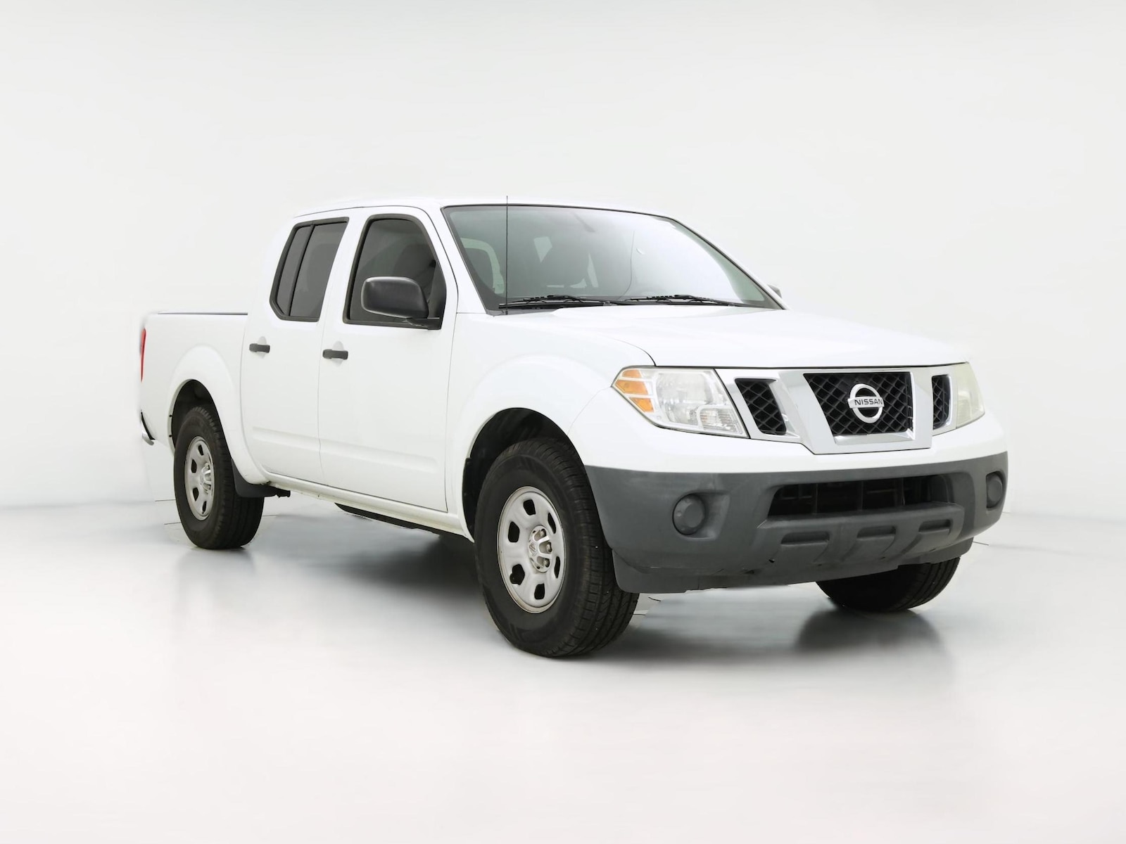Bed Cover, Bed Liner & Tow Hitch