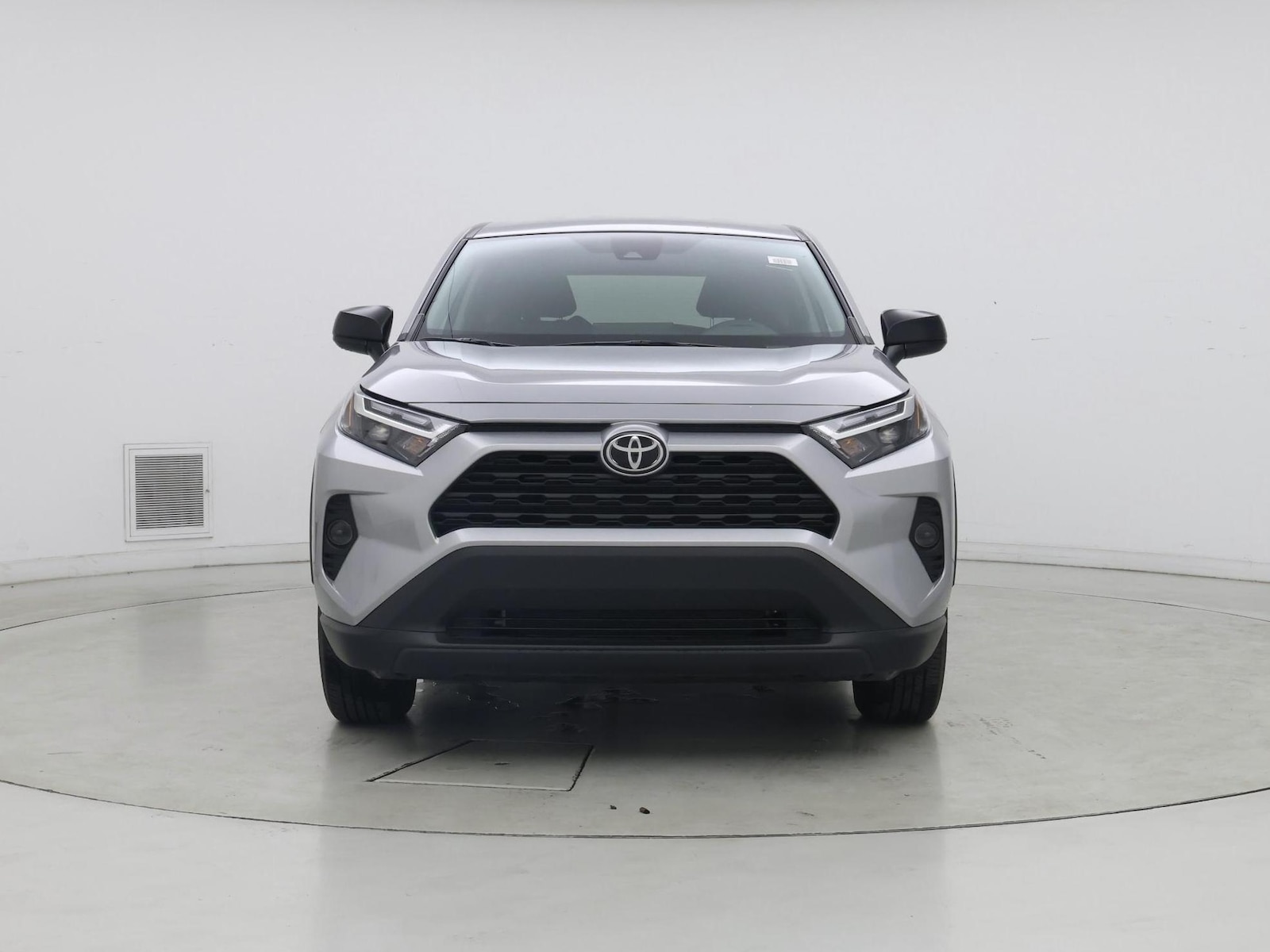 2025 Toyota RAV4 LE - Photo 6
