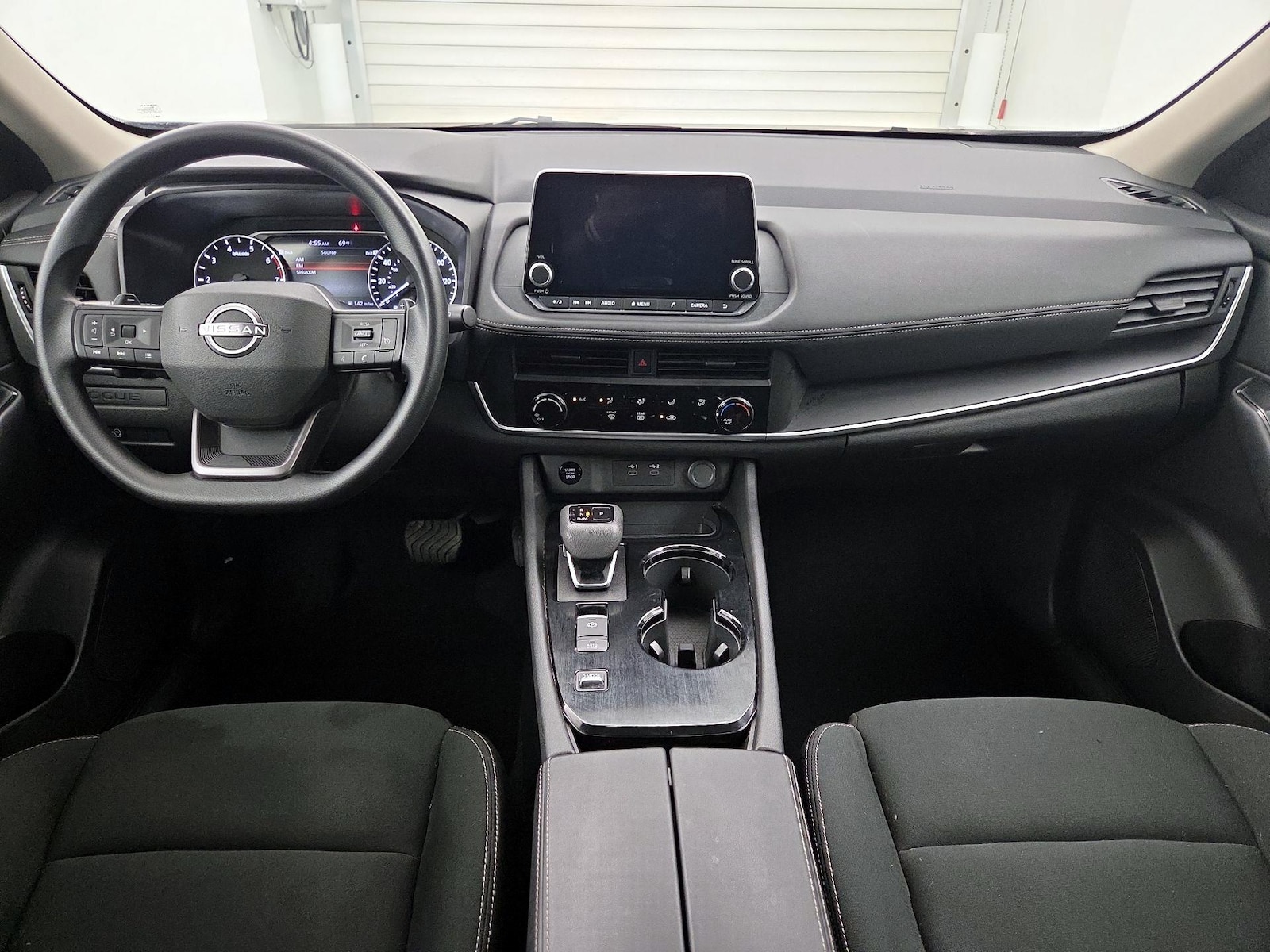 2025 Nissan Rogue S - Photo 10