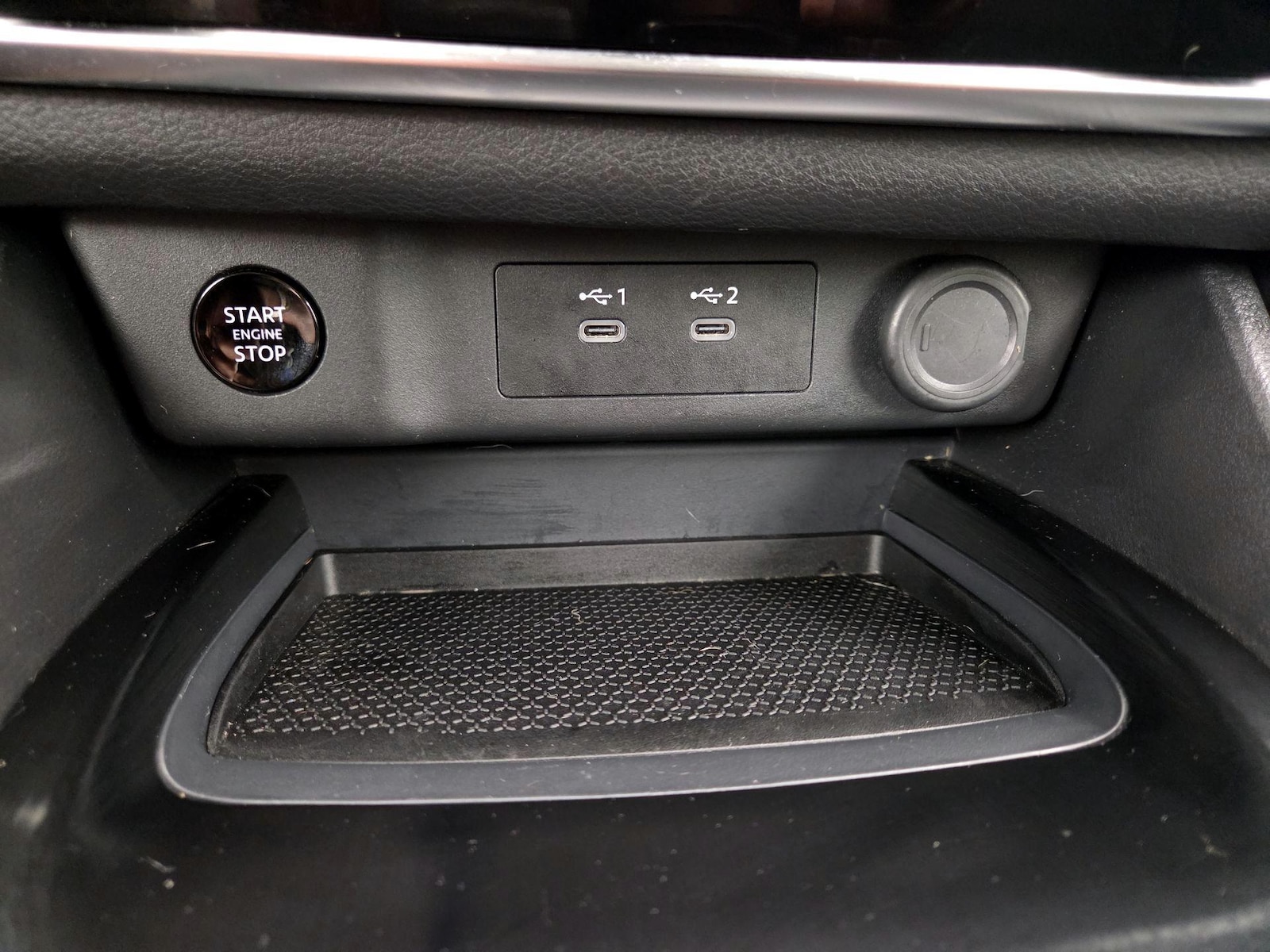 2025 Nissan Rogue S - Photo 19