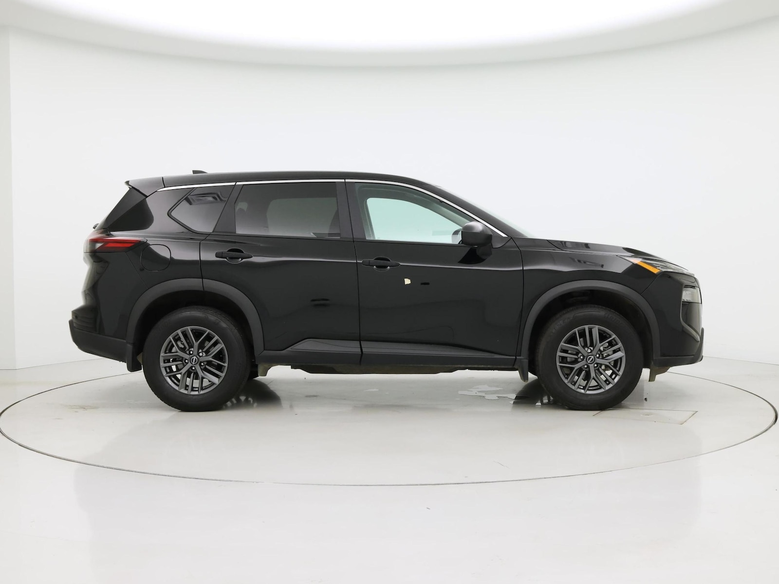 2025 Nissan Rogue S - Photo 8