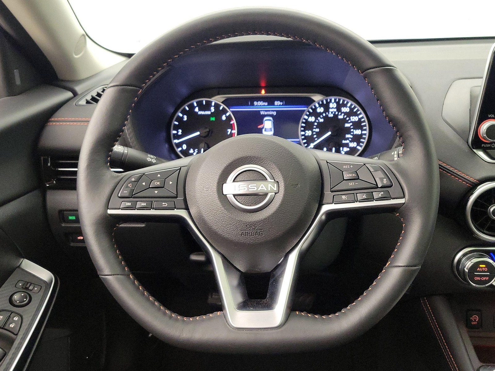 2025 Nissan Sentra SR - Photo 11