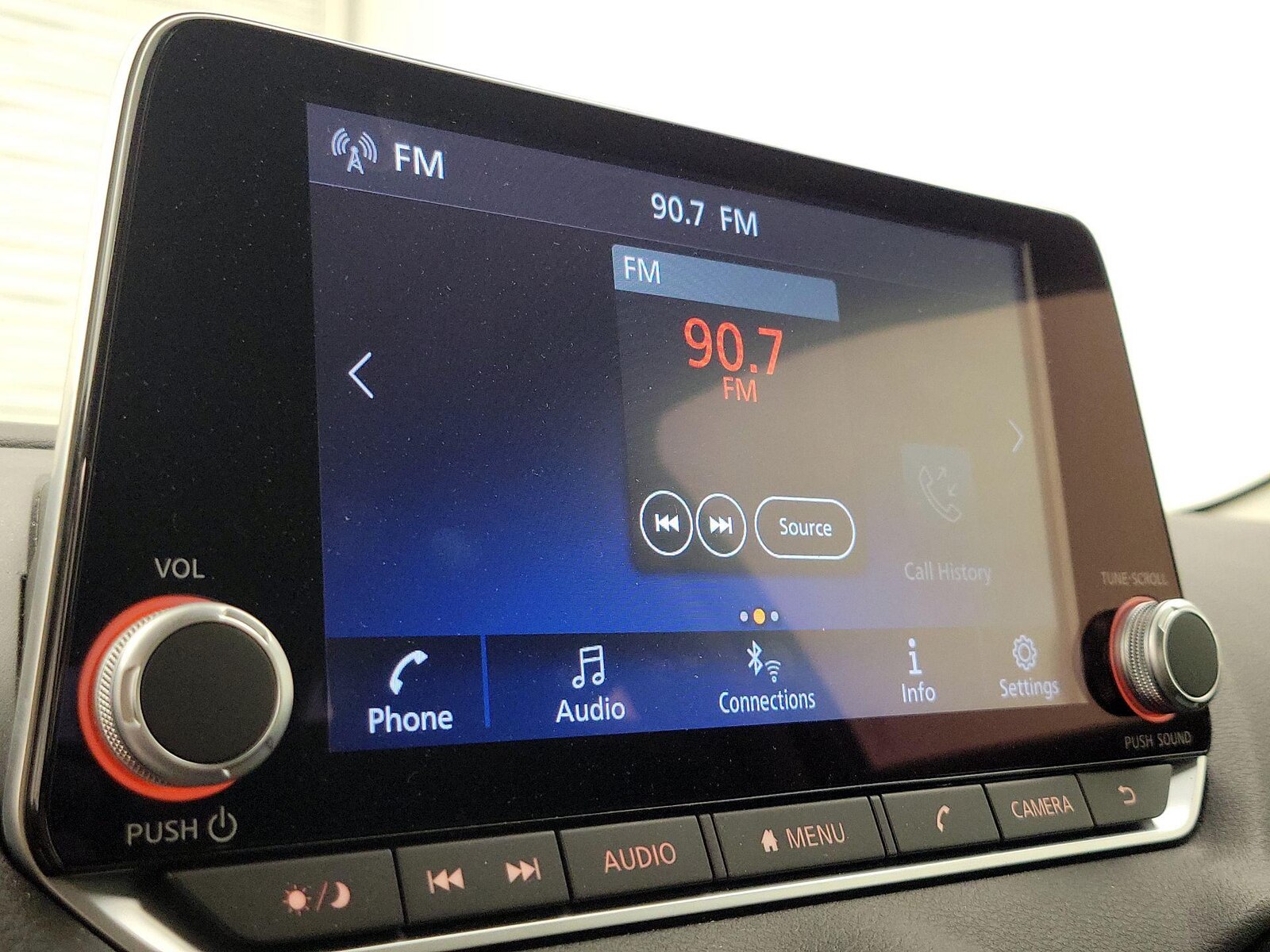 2025 Nissan Sentra SR - Photo 16