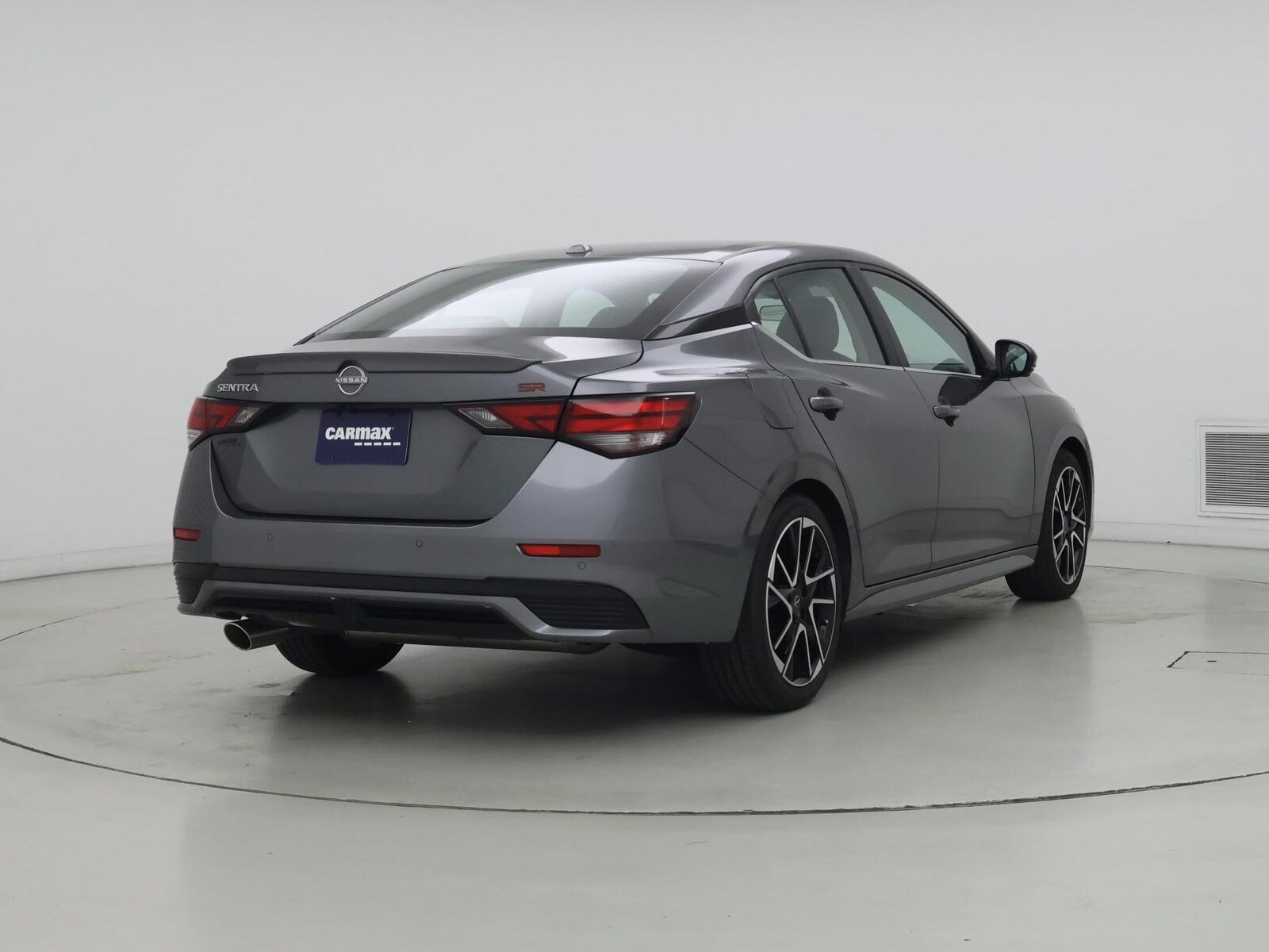 2025 Nissan Sentra SR - Photo 9