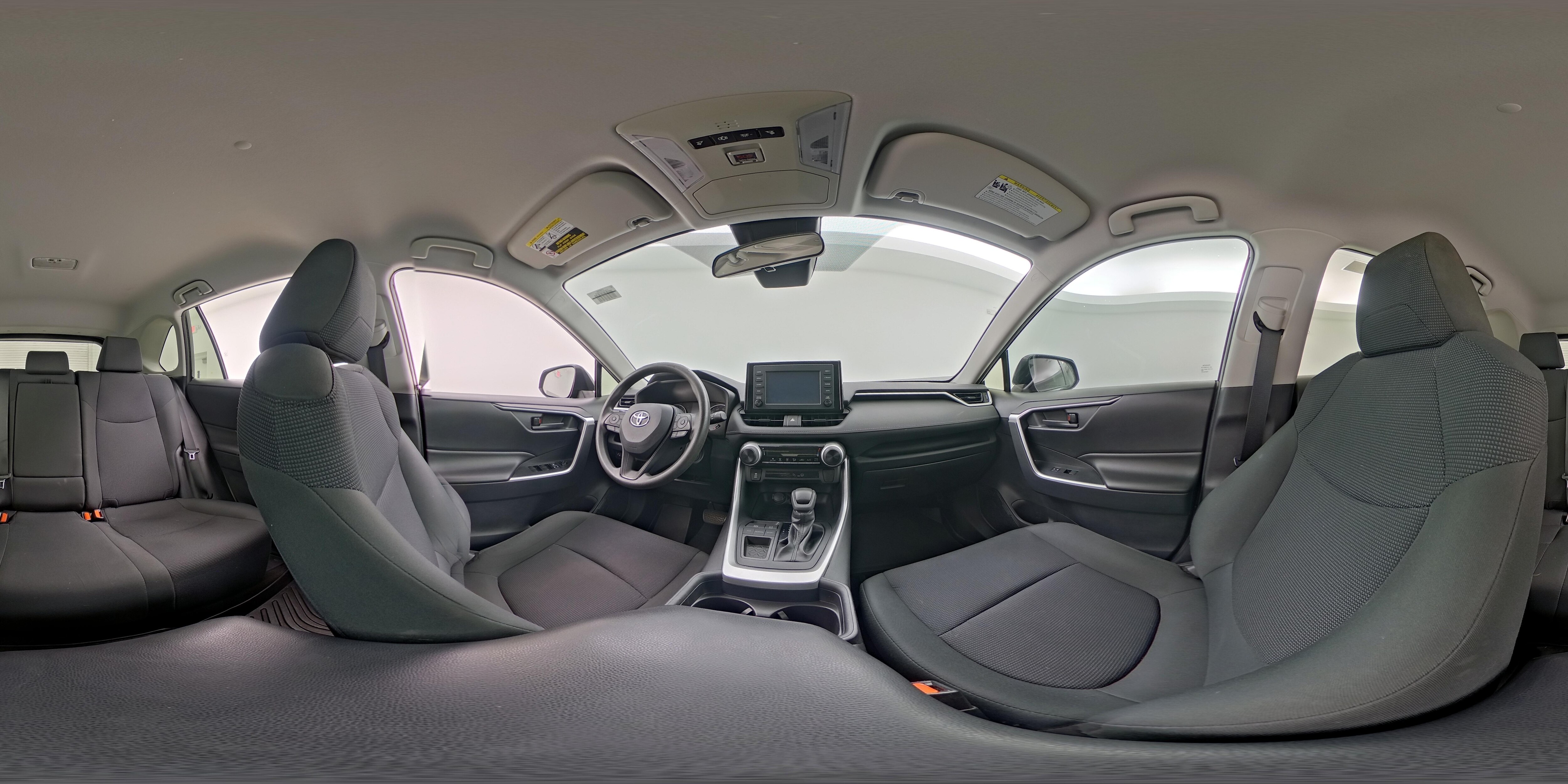 2019 Toyota RAV4 LE - Photo 25