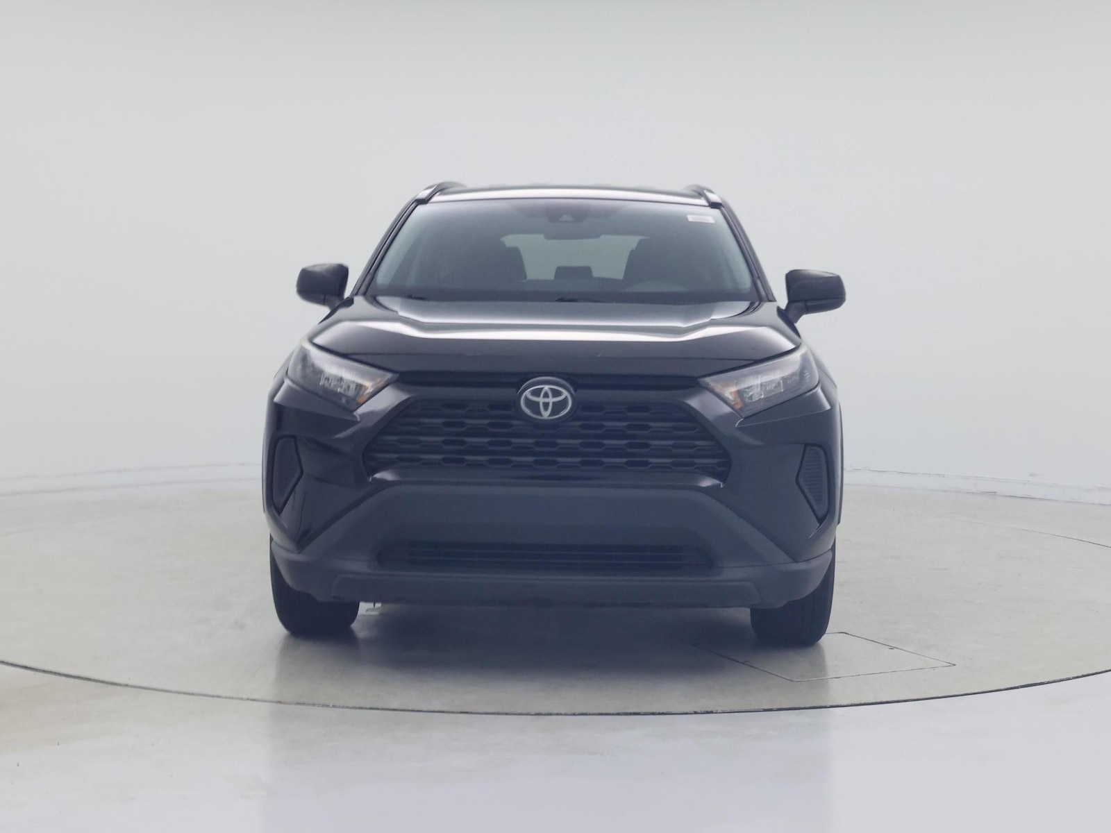2019 Toyota RAV4 LE - Photo 6