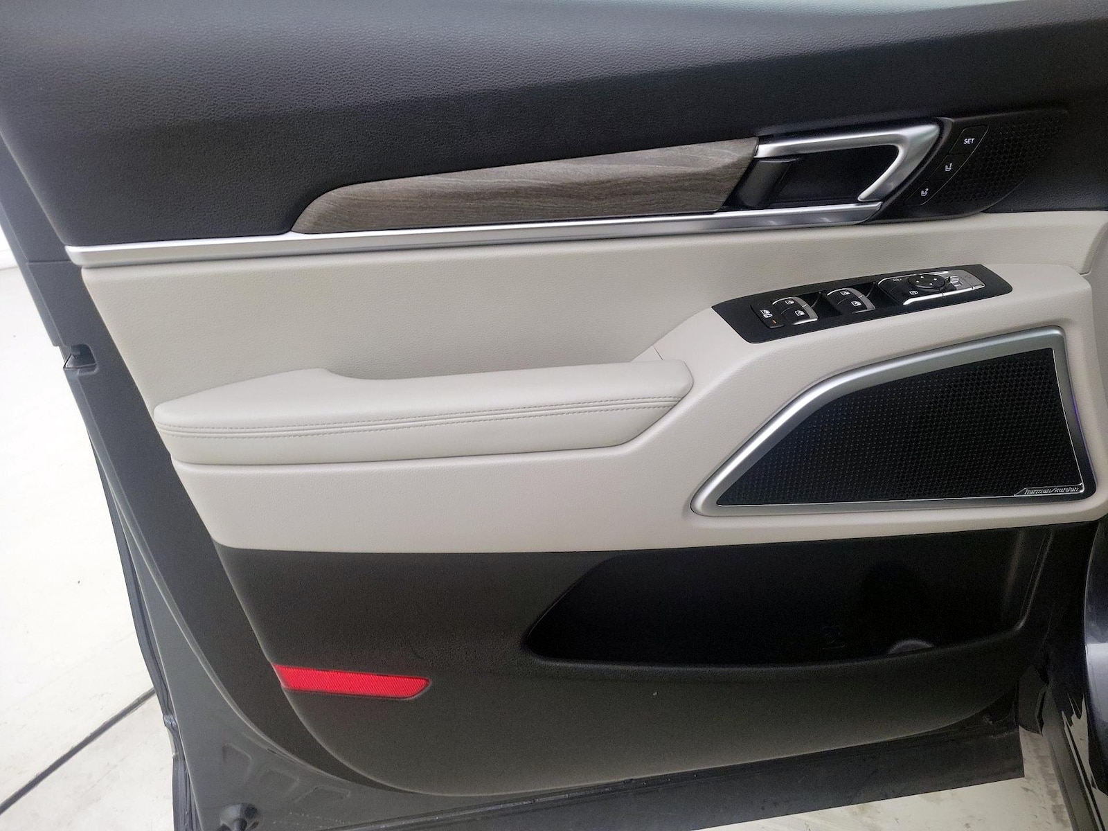 2022 Kia Telluride SX - Photo 13