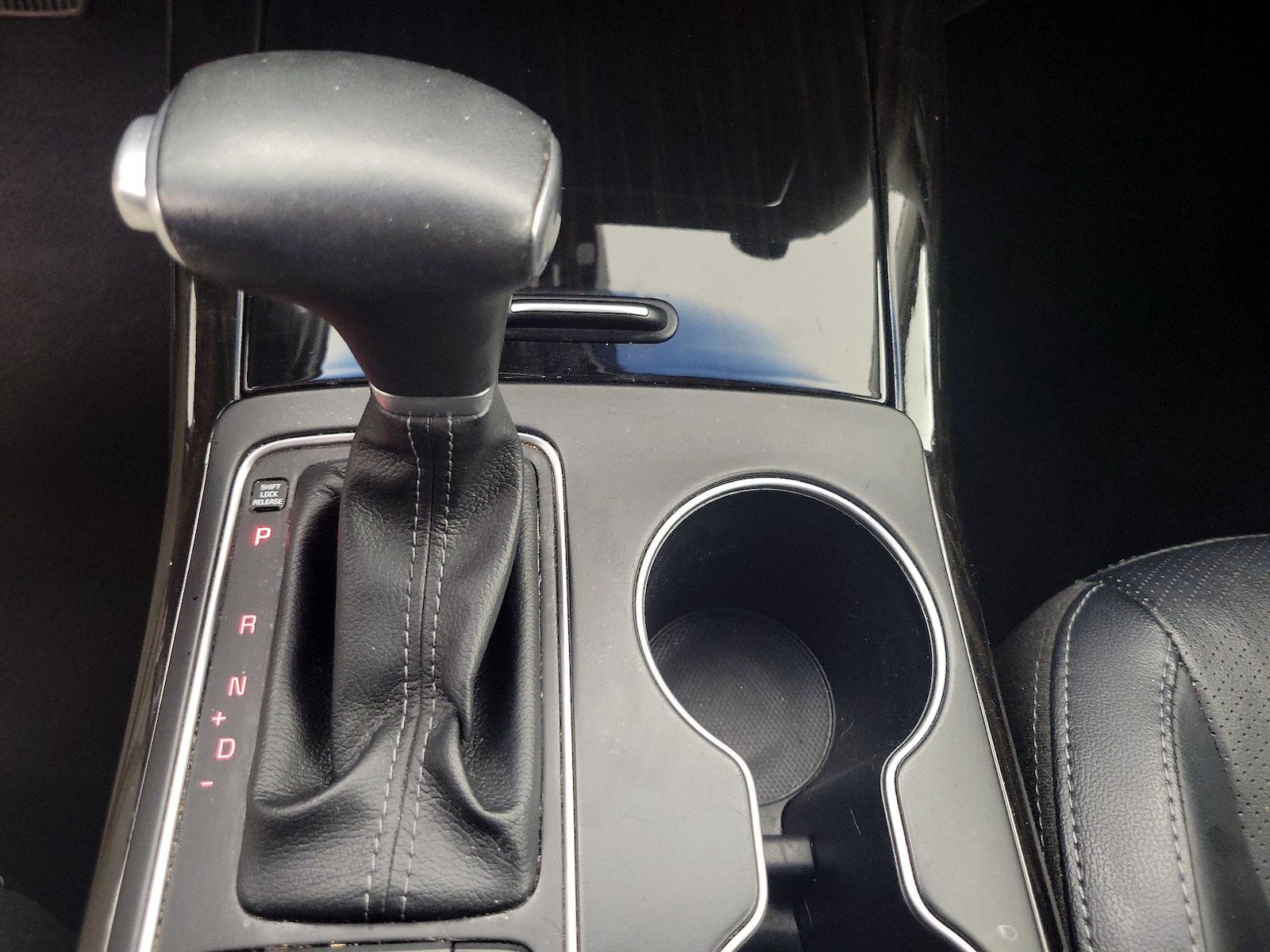 2019 Kia Sorento EX - Photo 19