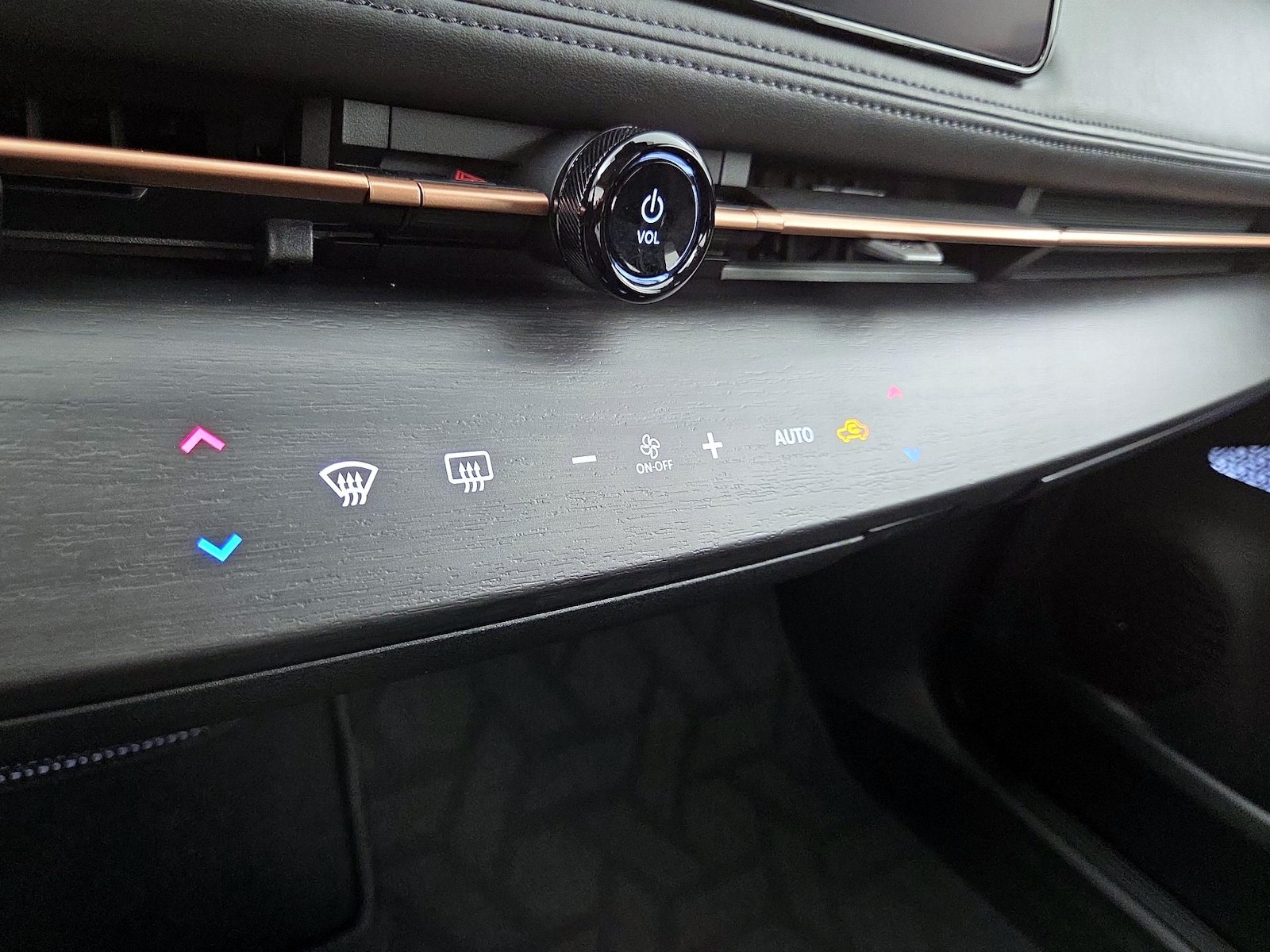 2024 Nissan ARIYA Engage - Photo 18