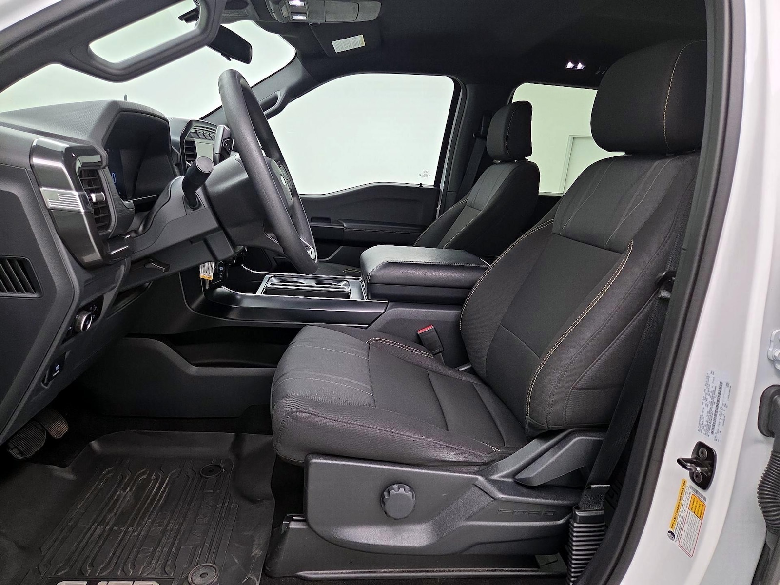 2024 Ford F-150 STX - Photo 12