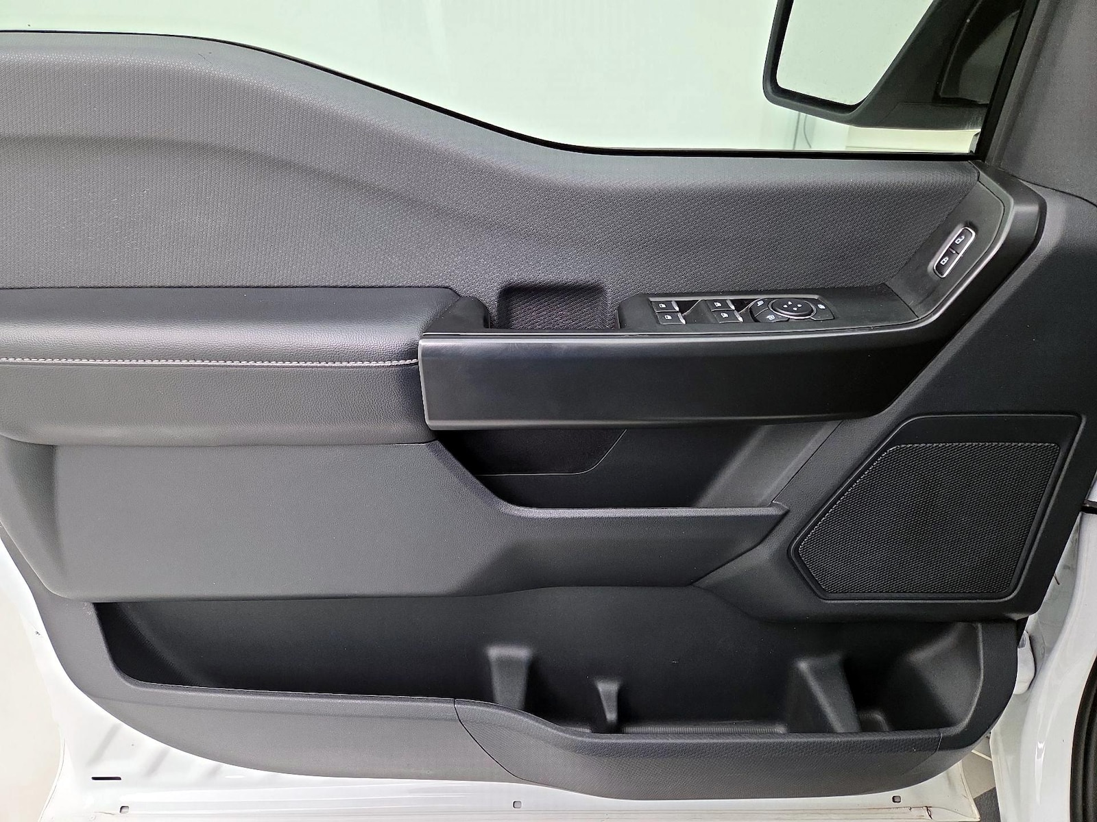 2024 Ford F-150 STX - Photo 13