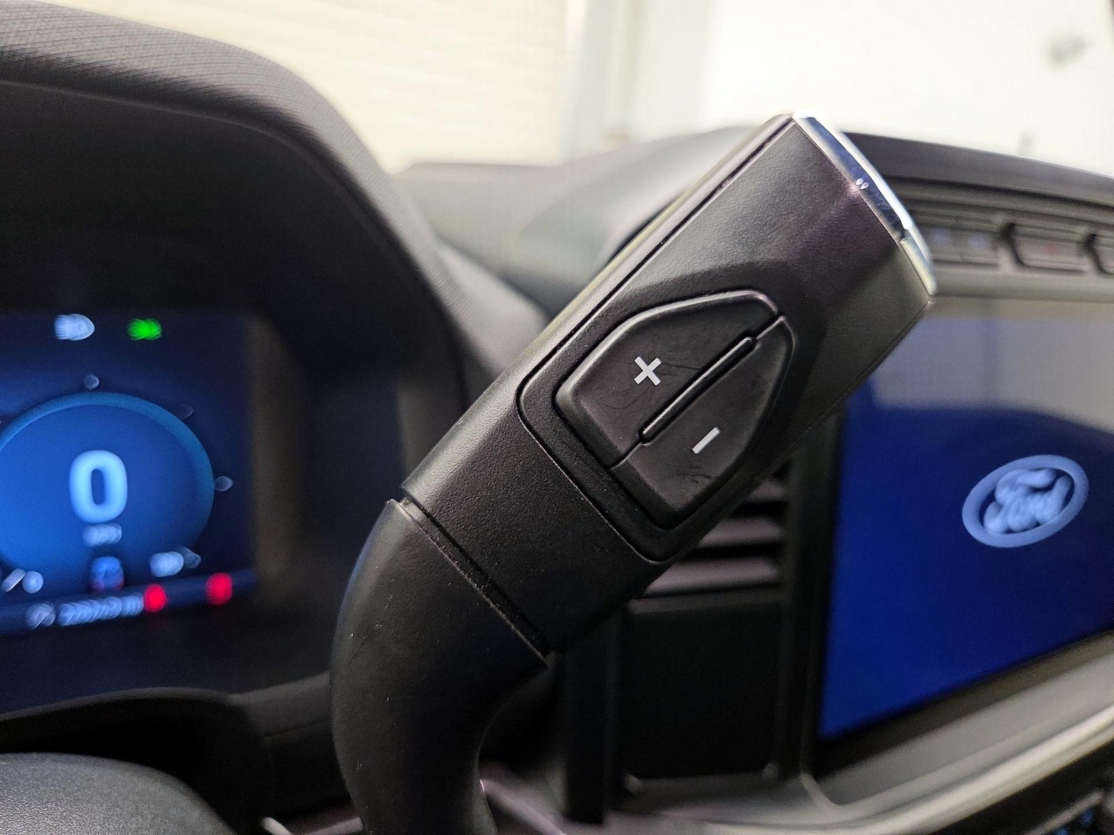 2024 Ford F-150 STX - Photo 18