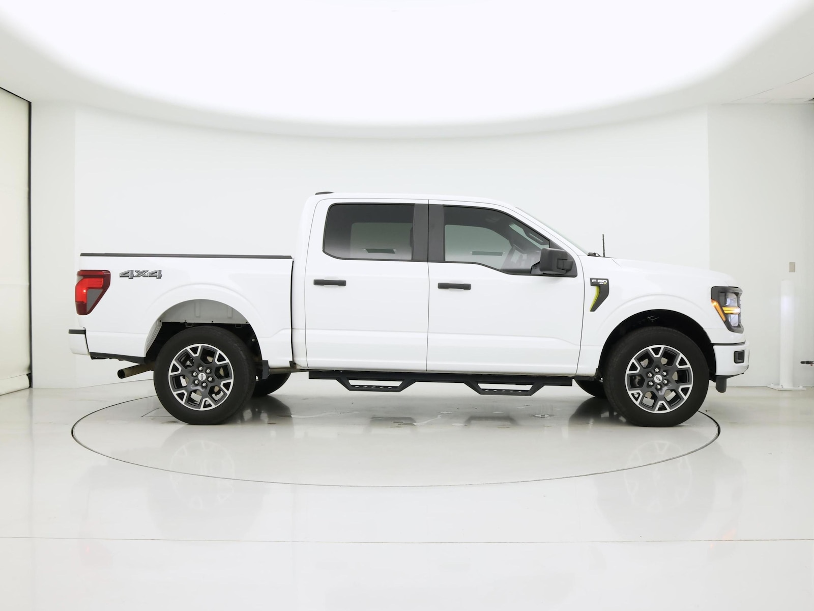 2024 Ford F-150 STX - Photo 8