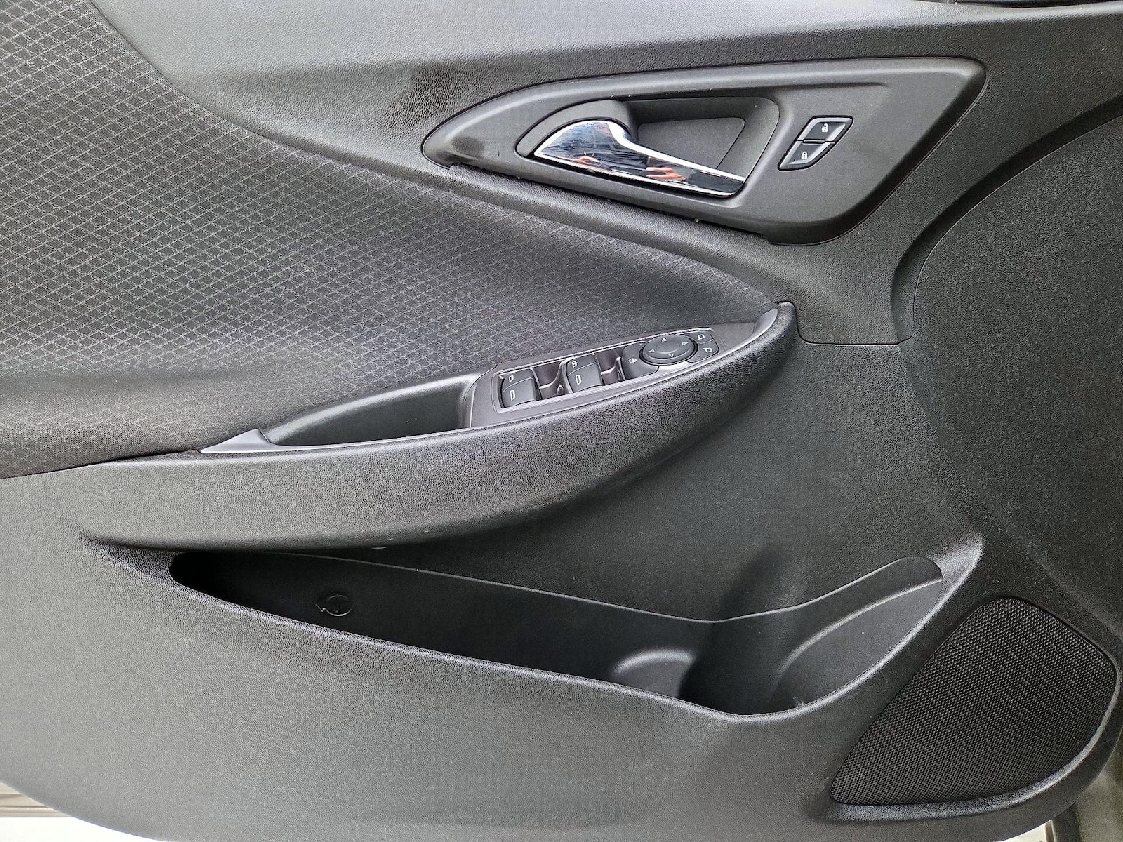 2024 Chevrolet Malibu 1LT - Photo 13