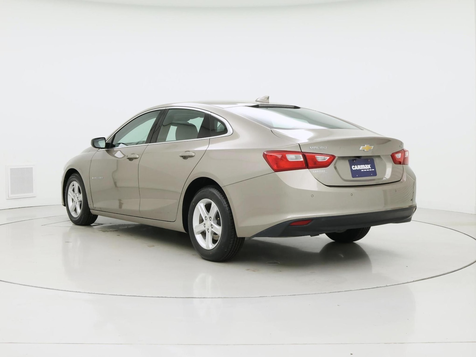 2024 Chevrolet Malibu 1LT - Photo 3