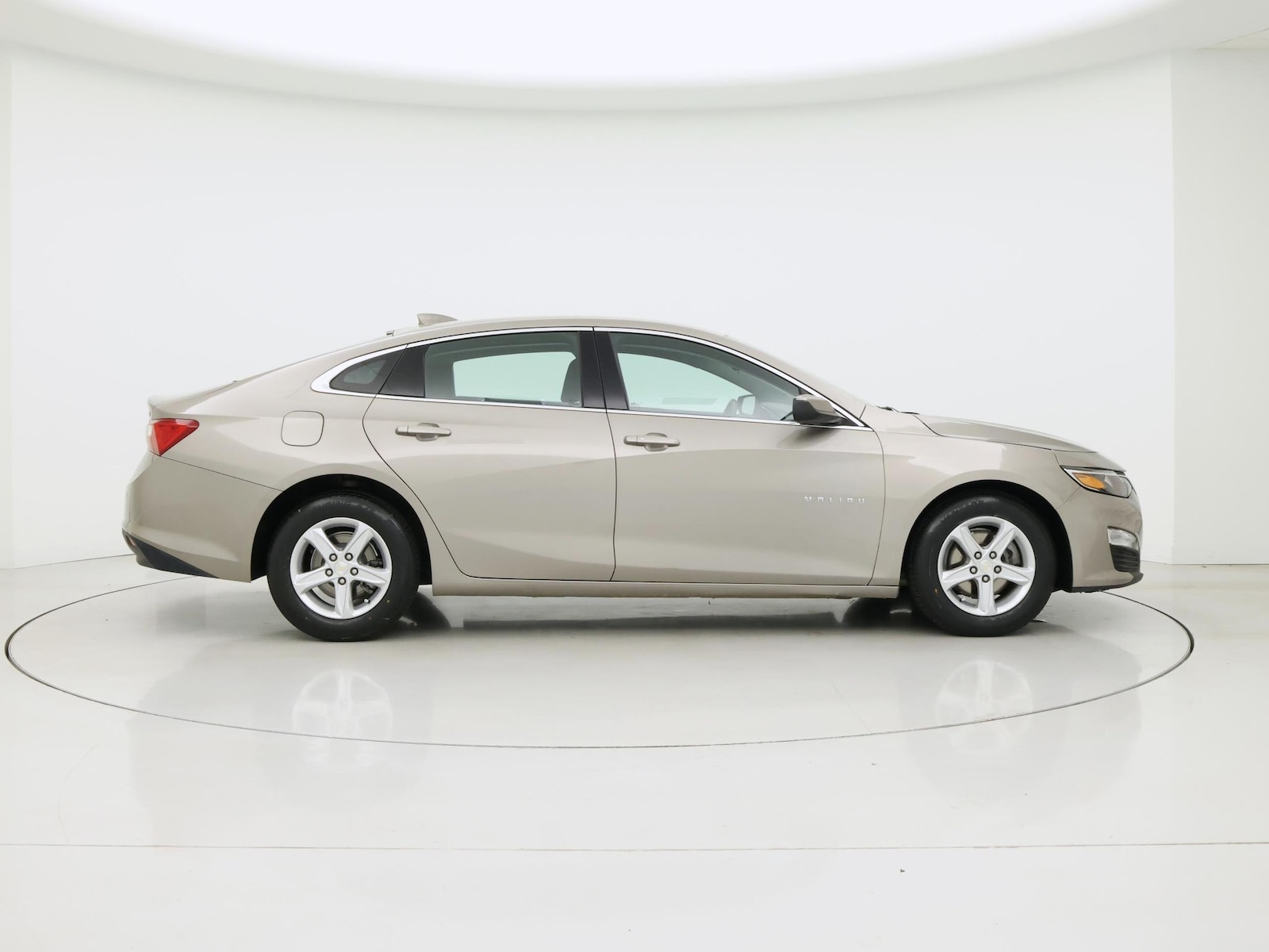 2024 Chevrolet Malibu 1LT - Photo 8