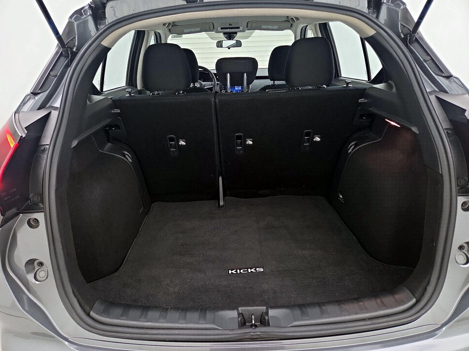 2024 Nissan Kicks SV - Photo 20