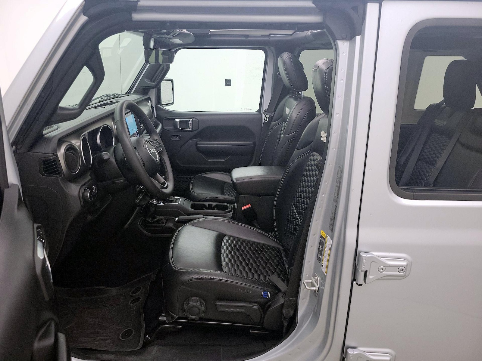 2023 Jeep Wrangler 4-Door Sport S - Photo 12