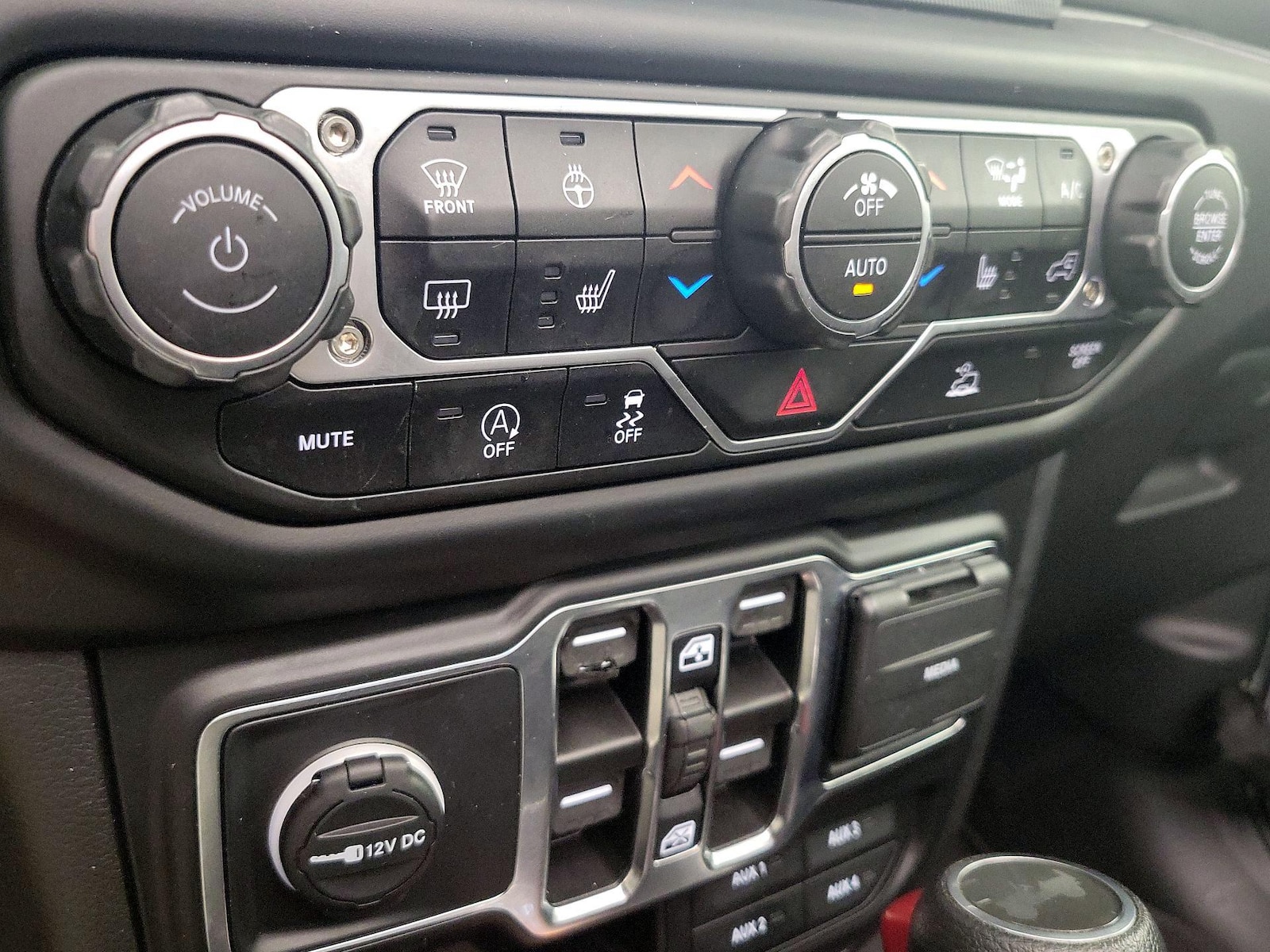 2023 Jeep Wrangler 4-Door Sport S - Photo 18