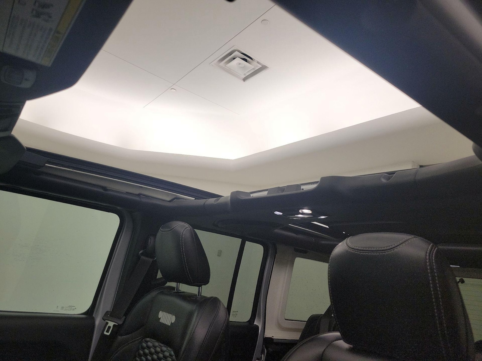 2023 Jeep Wrangler 4-Door Sport S - Photo 21