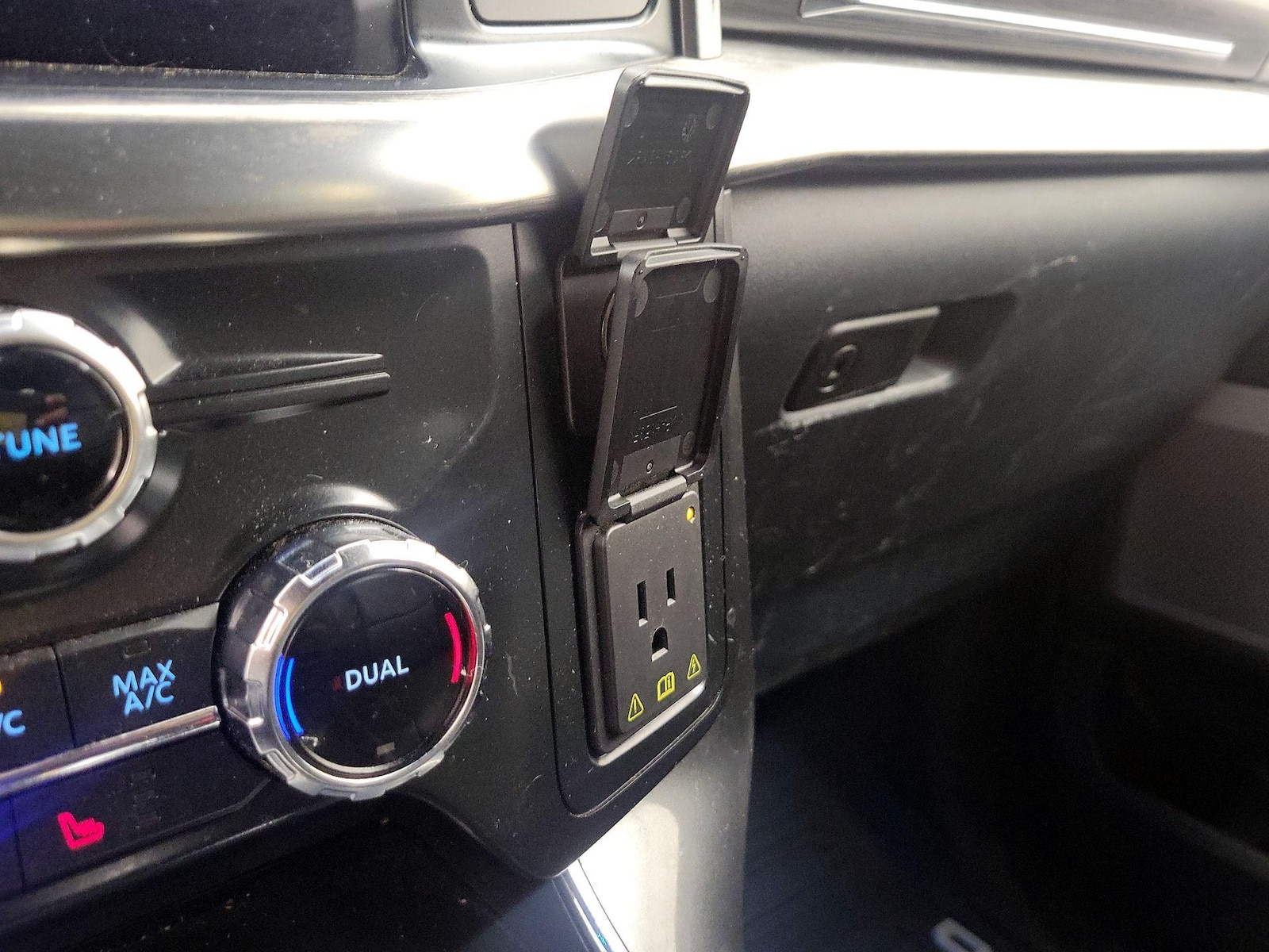 2022 Ford F-150 Lariat - Photo 20