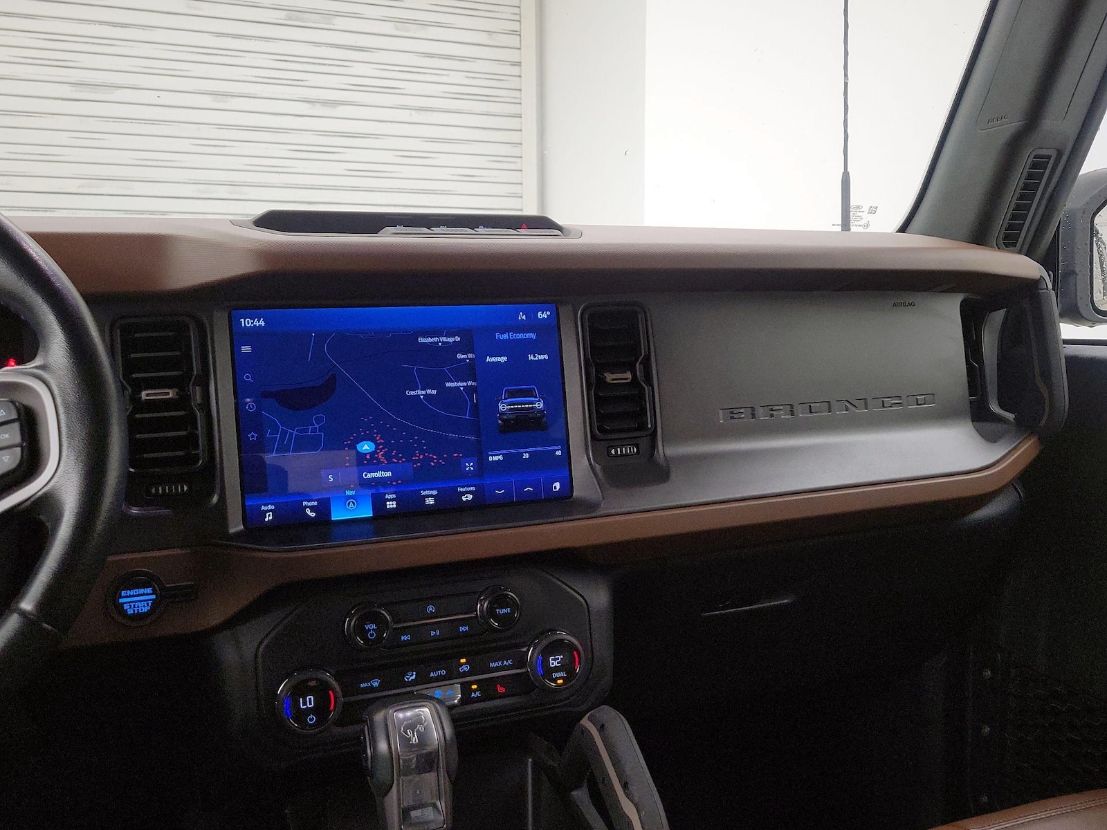 Apple CarPlay® & Android Auto™