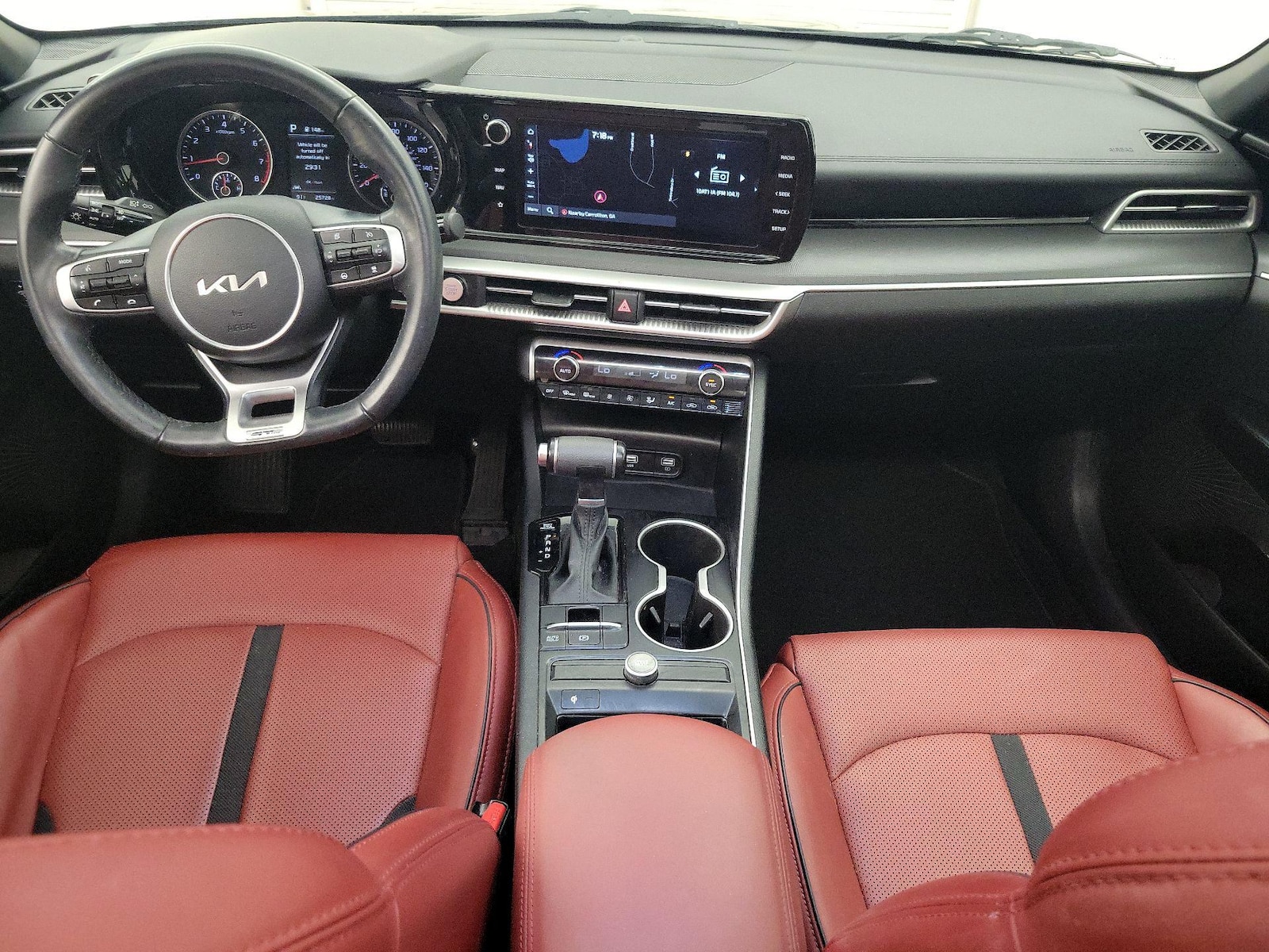 Apple CarPlay® & Android Auto™