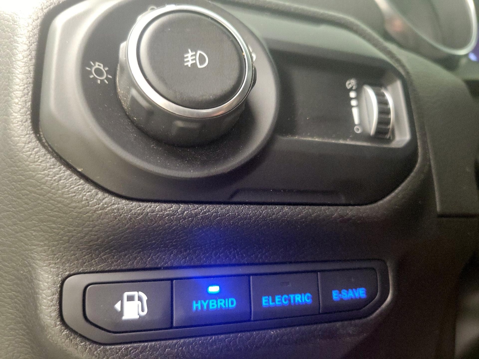 2023 Jeep Wrangler 4xe Sahara 4XE - Photo 14