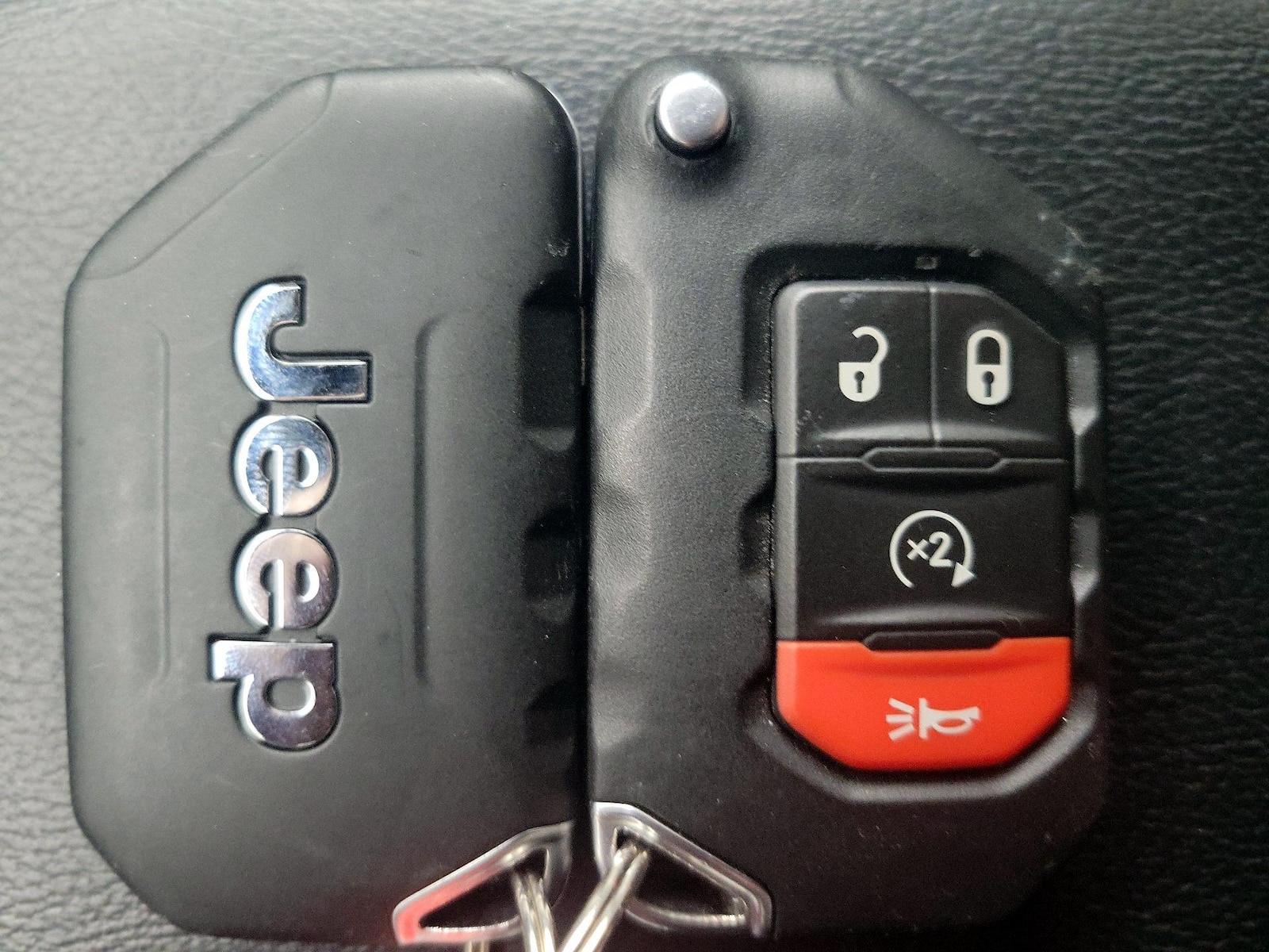 2023 Jeep Wrangler 4xe Sahara 4XE - Photo 26